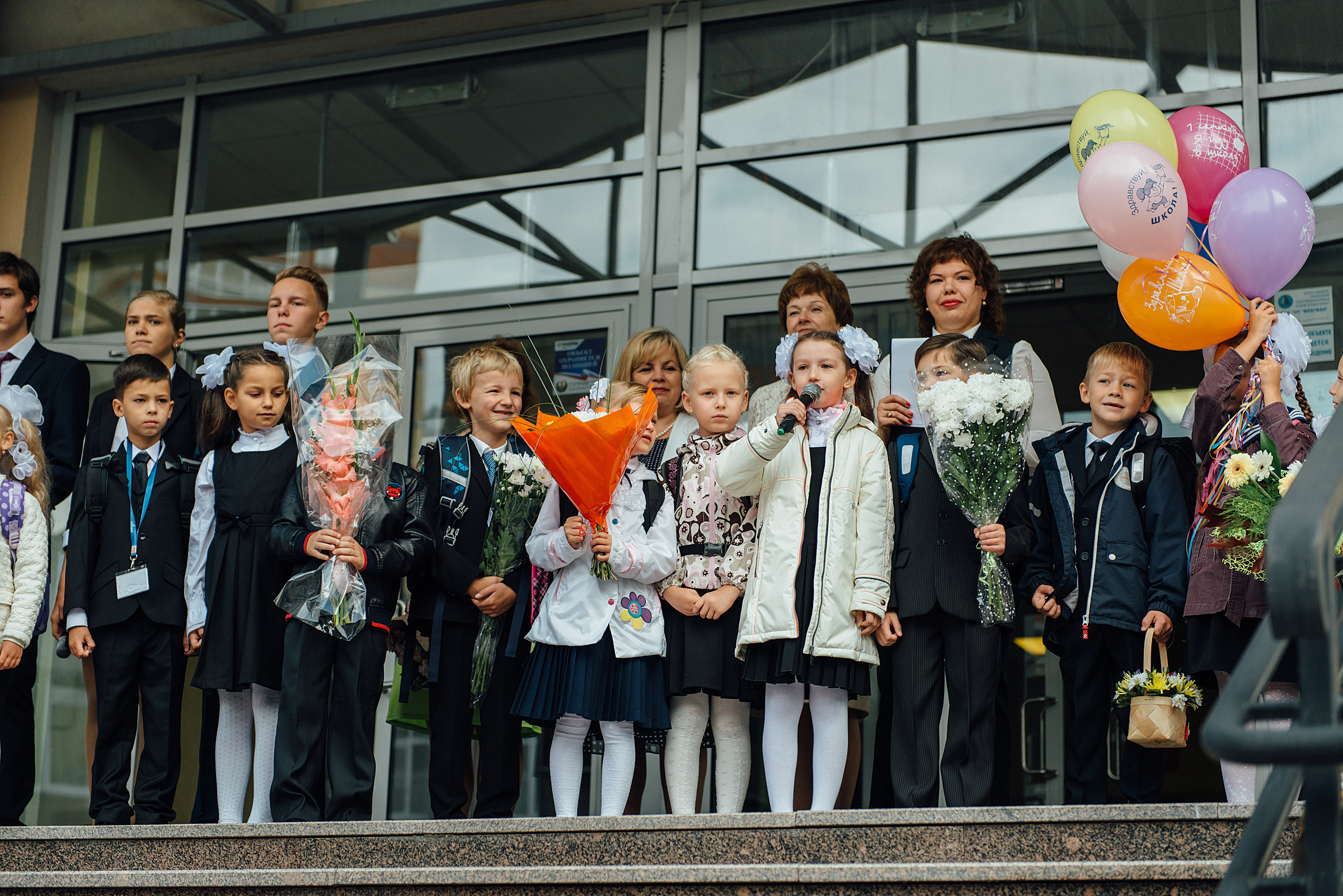 Фотограф на 1-е сентября, фотосъёмка 1-го сентября. Свадебный фотограф в Санкт-Петербурге Венера Ахметова