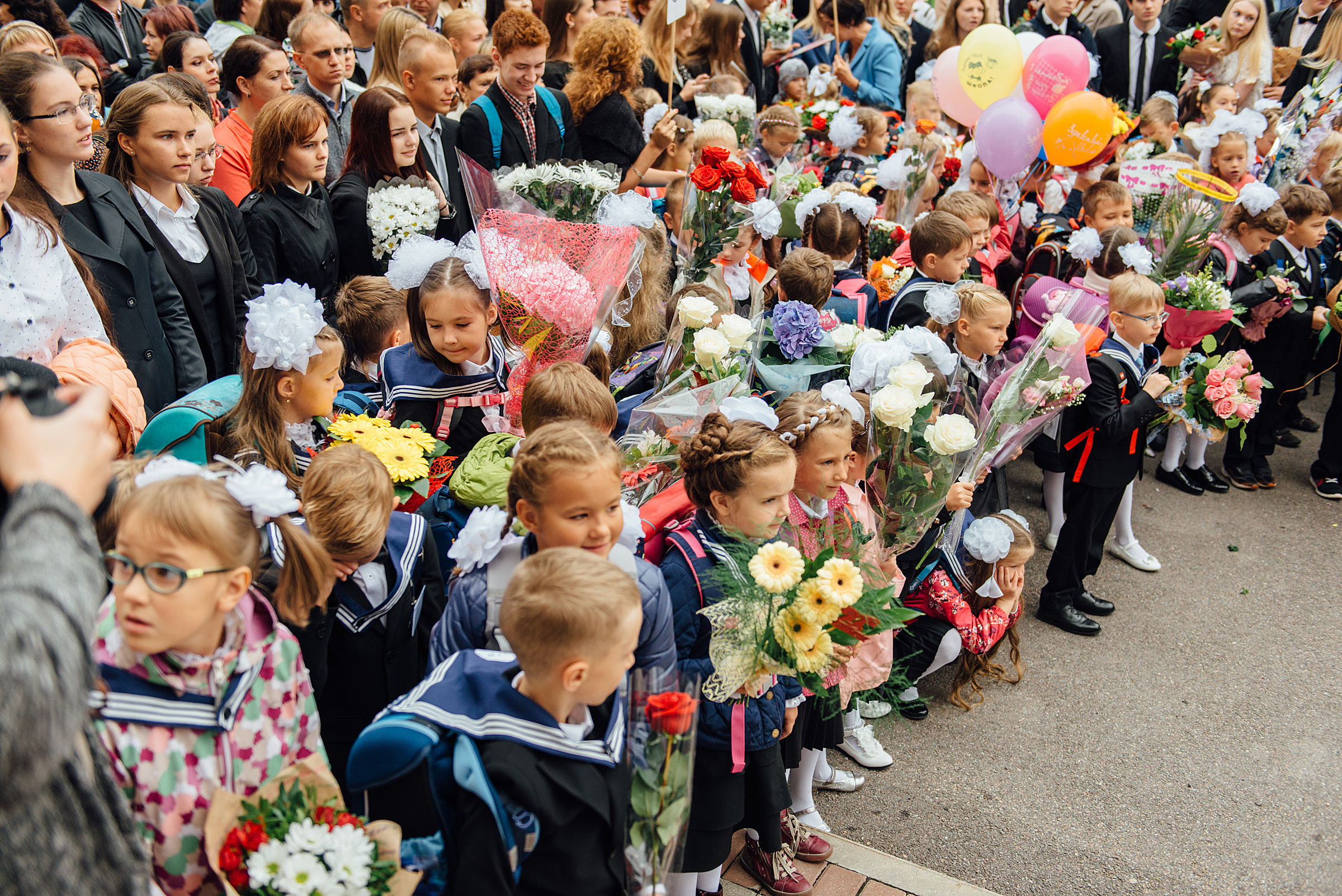 Фотограф на 1-е сентября, фотосъёмка 1-го сентября. Свадебный фотограф в Санкт-Петербурге Венера Ахметова