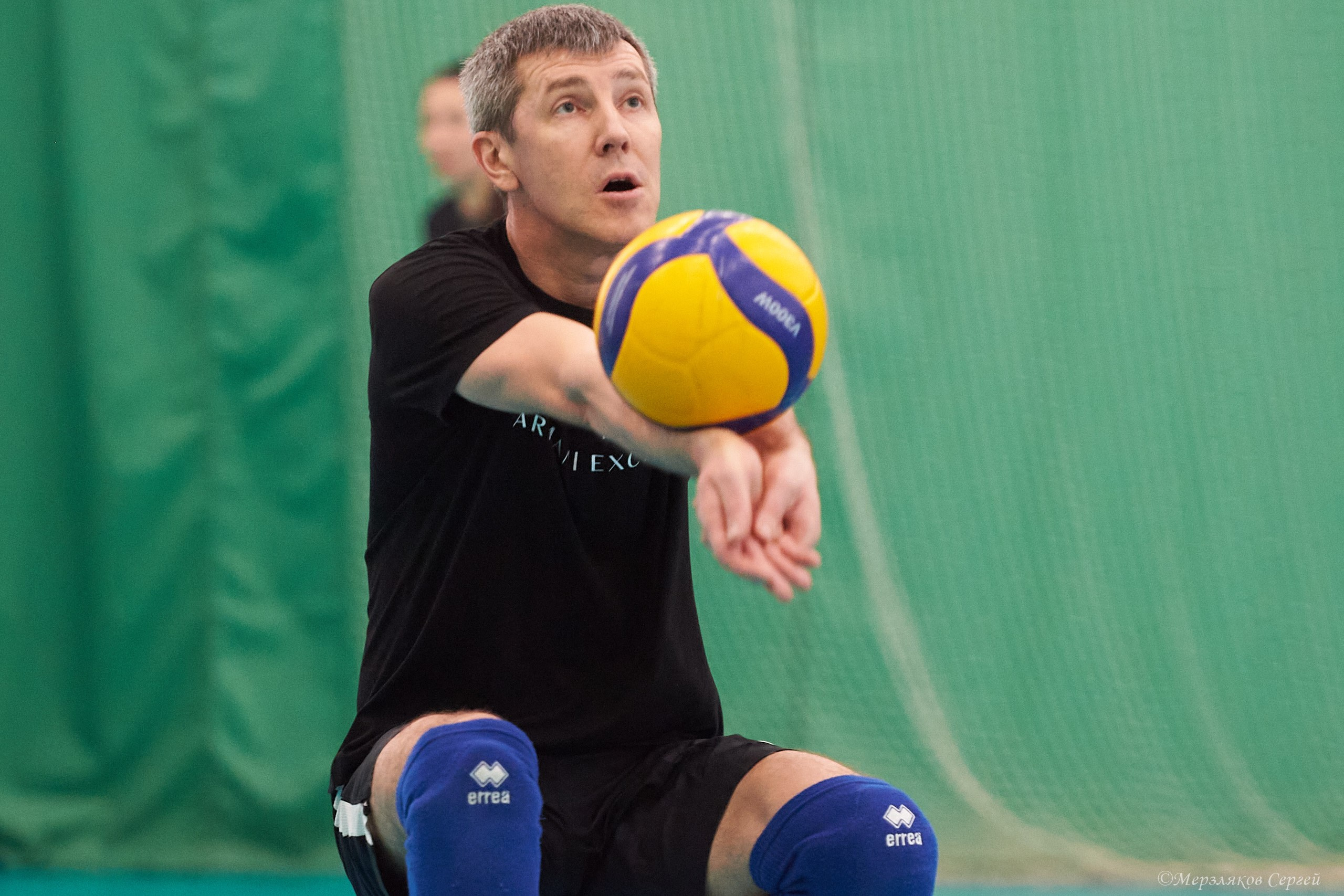 Новогодний волейбольный турнир. Ижевск. 16.12.23. Спортивный репортажный фотограф в Ижевске Сергей Мерзляков