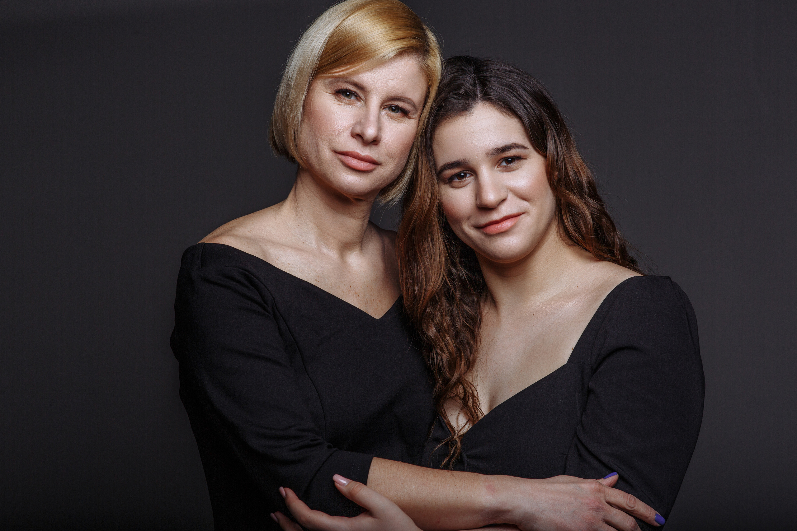 Три поколения женщин