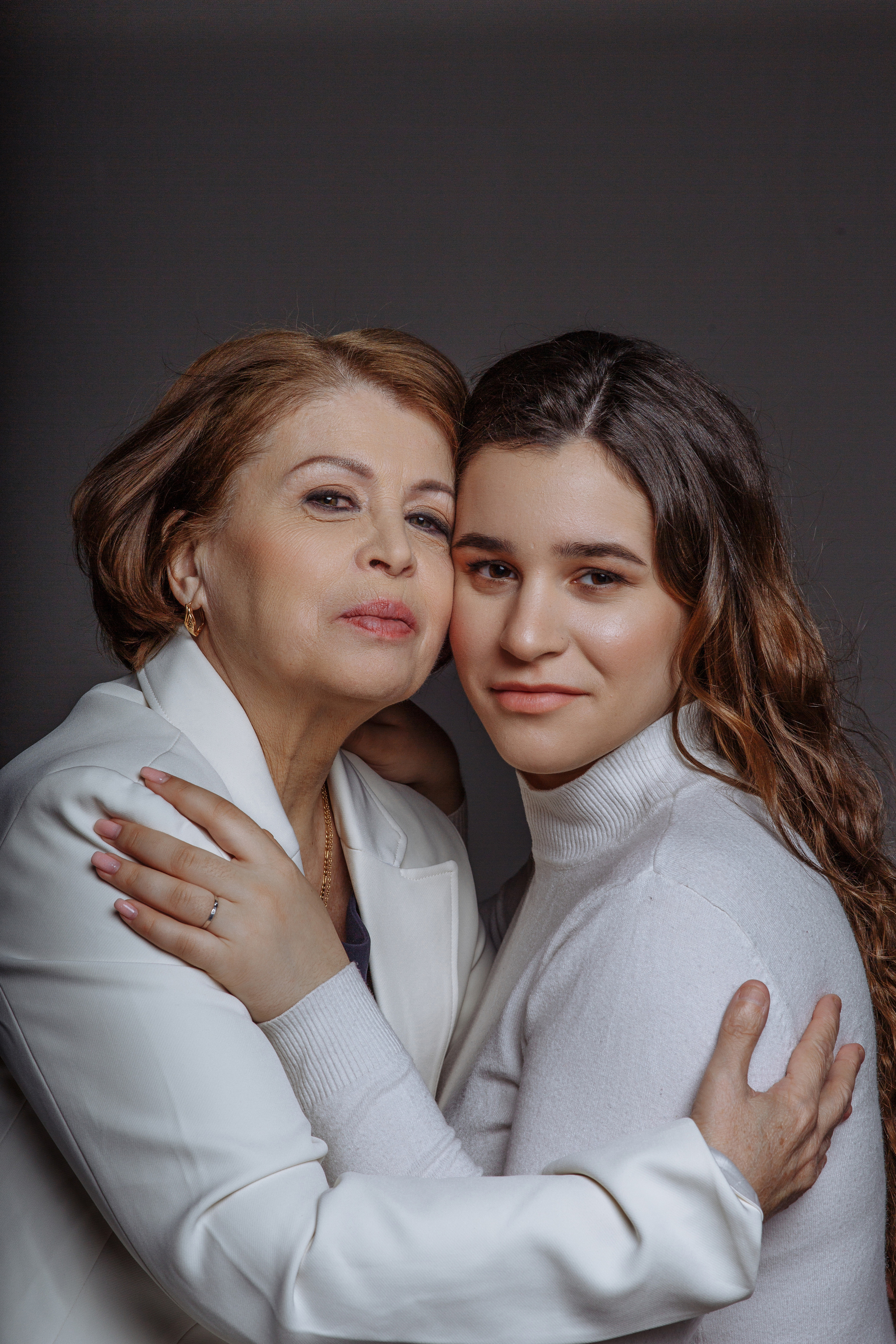 Три поколения женщин