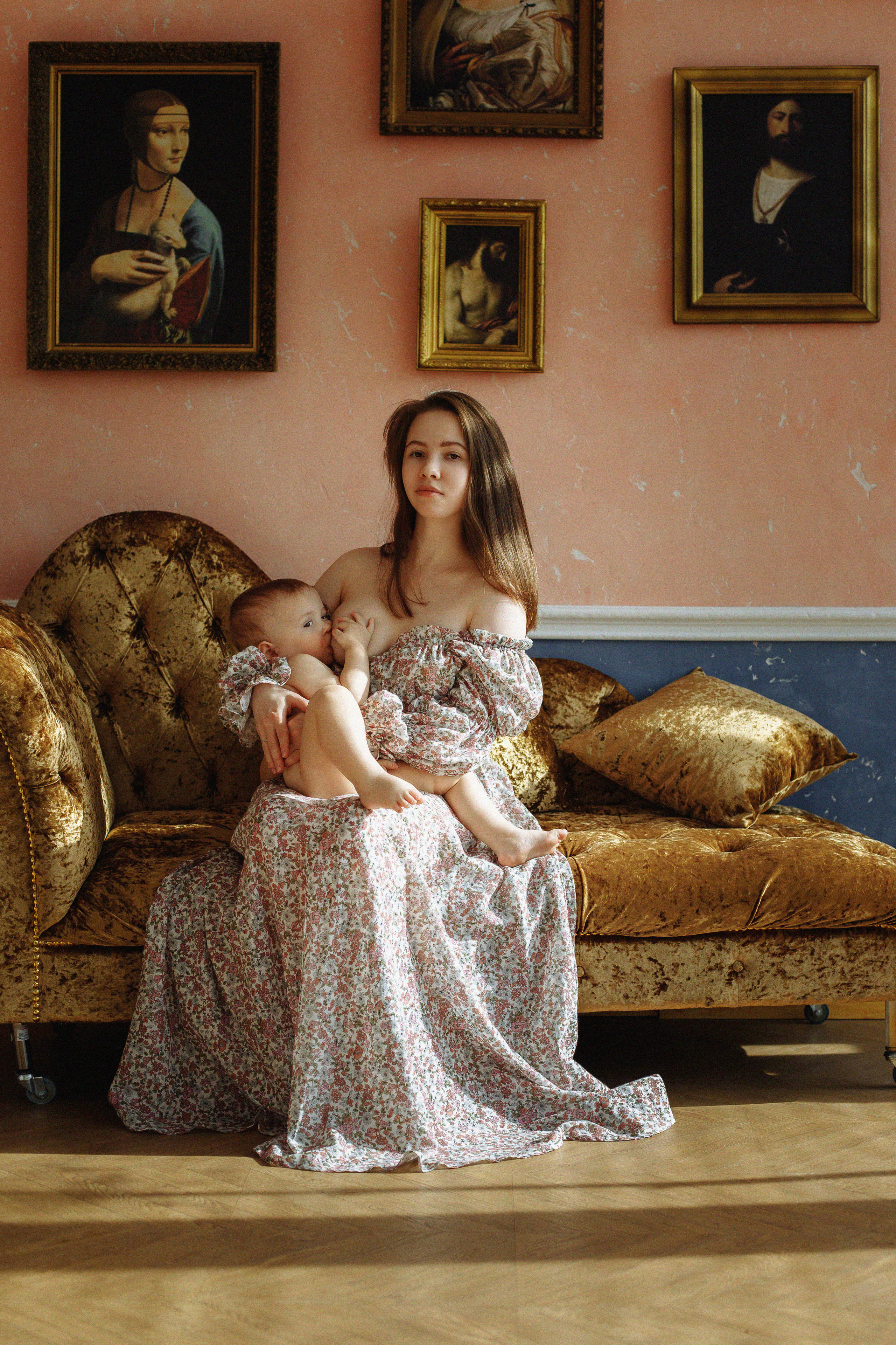 Мадонна. Кормление в музее