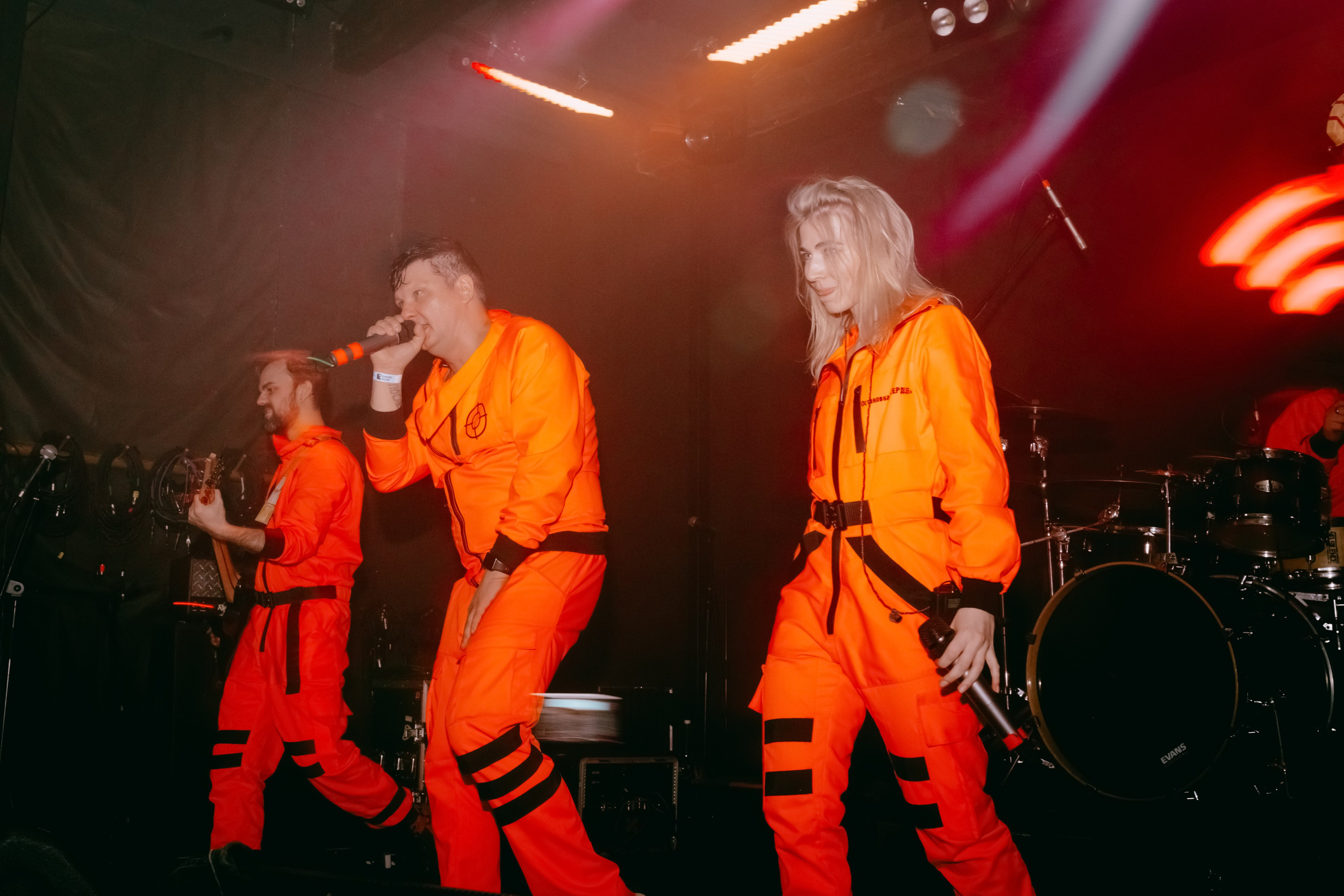 ПОСЛЕДНИЙ ПИОНЕР. Фотограф Елена Богачева (lenalena_na_na_na)