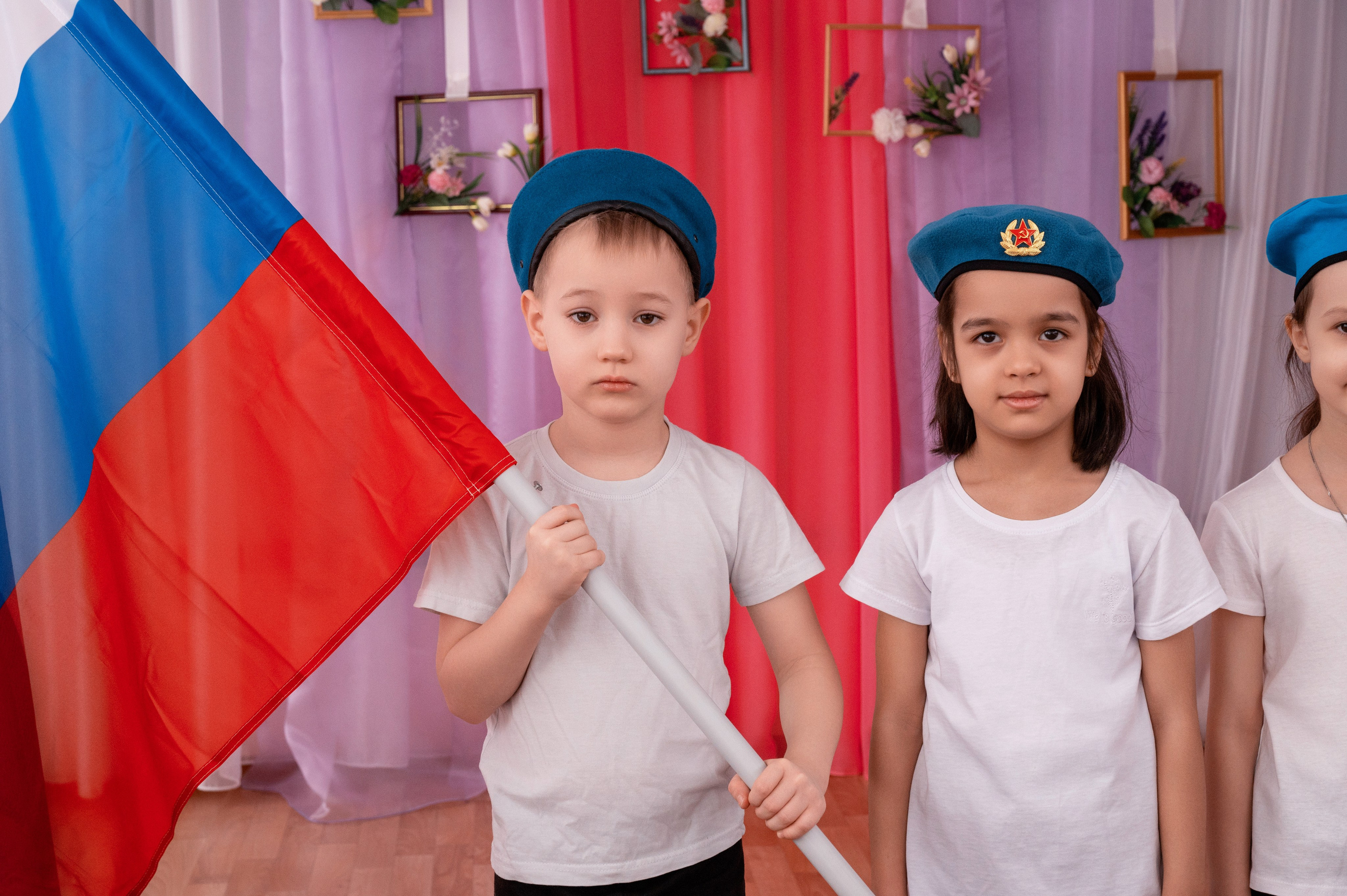 Детский сад «Радость», кадетская группа. Детский фотограф. «Ожившие» фото, г. Нижневартовск