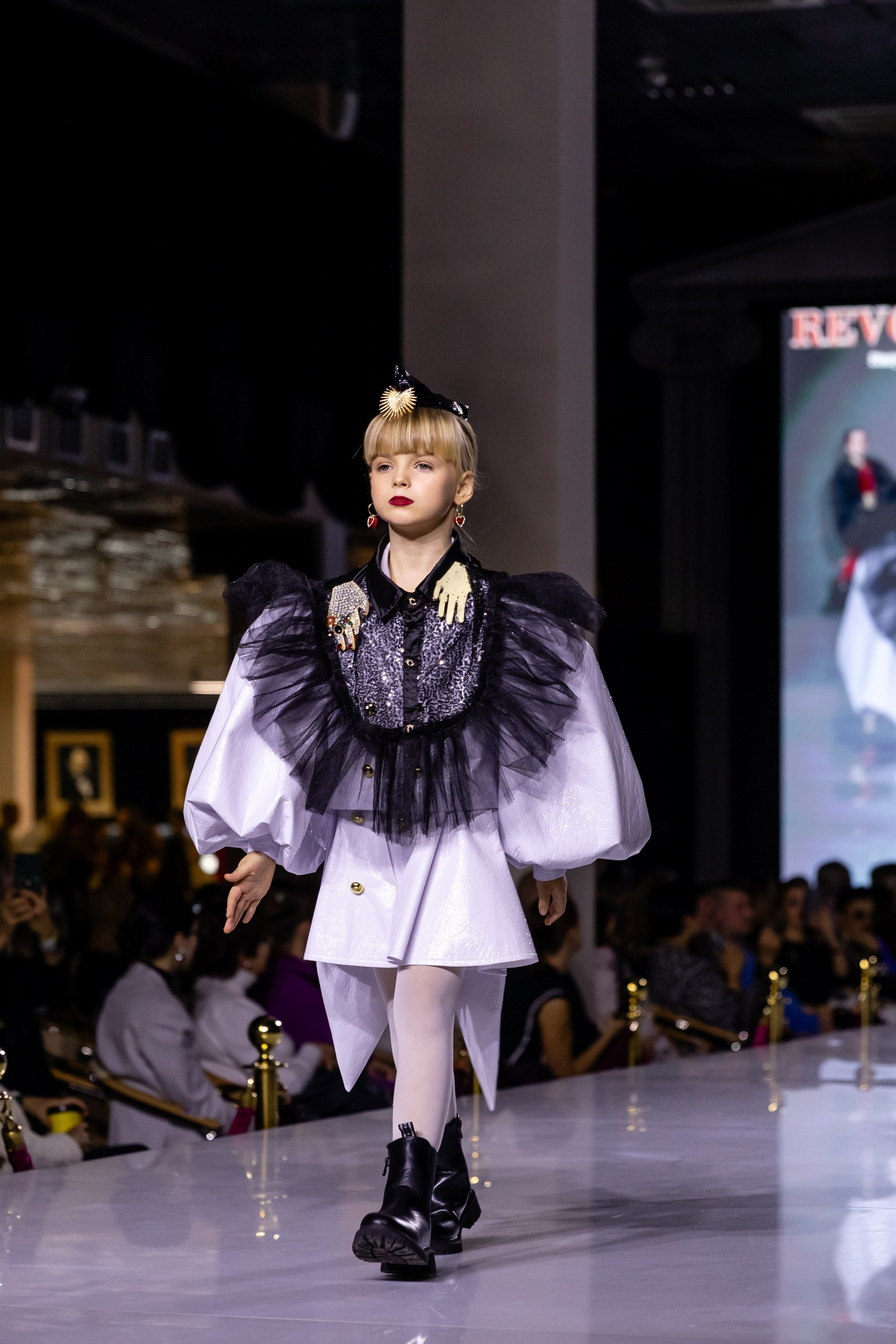 ESTET FASHION WEEK (KIDs REVOLUTION). Татьяна Чернышова свадебный фотограф Москва