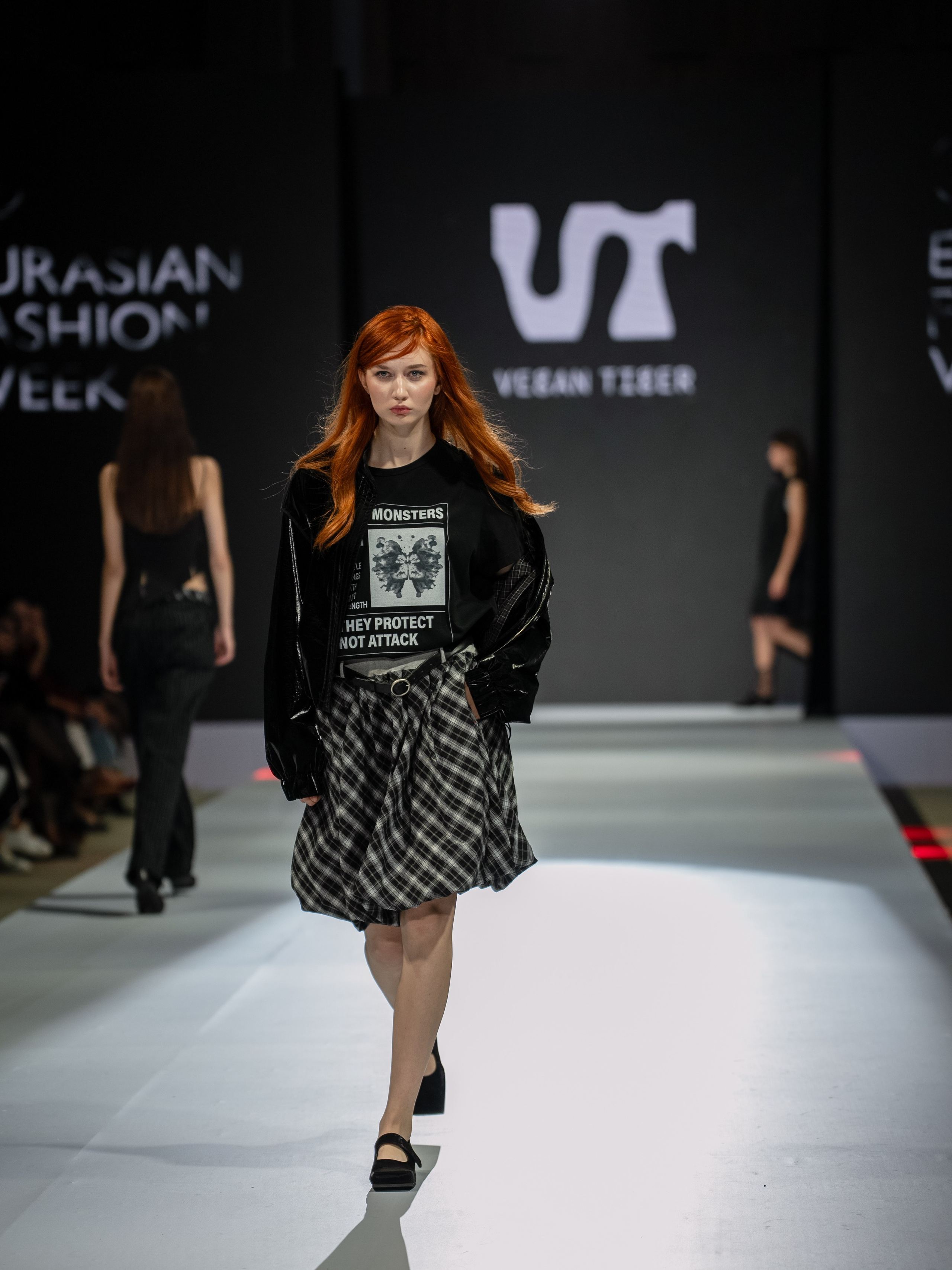 EURASIAN FASHION WEEK Vegan Tiger. Сайт Алматинского НЮ АРТ, будуар и фэшн фотографа Дениса Карпенко