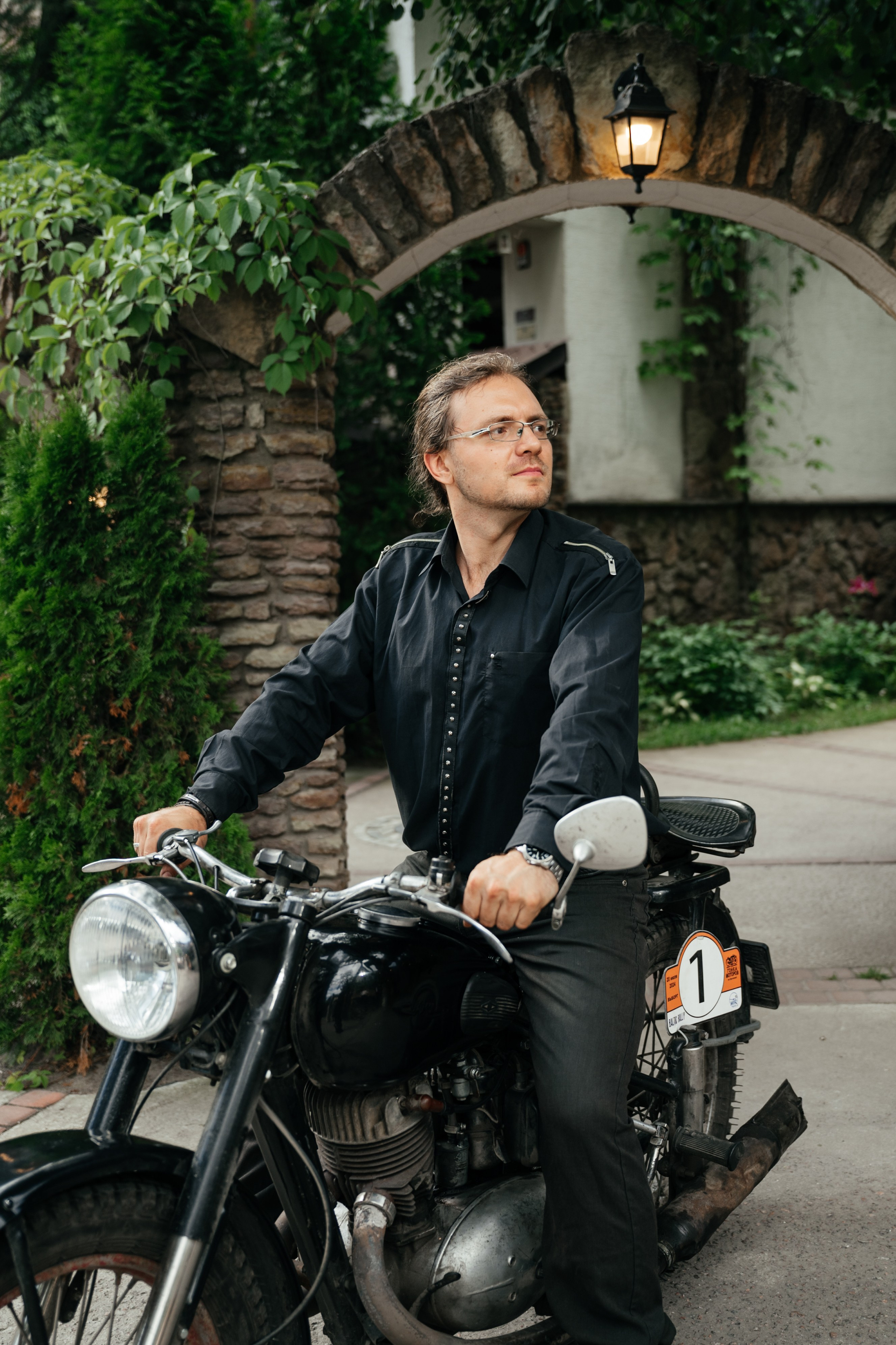 Никита и Фаина. Свадебный и студийный фотограф Ирина Котикова