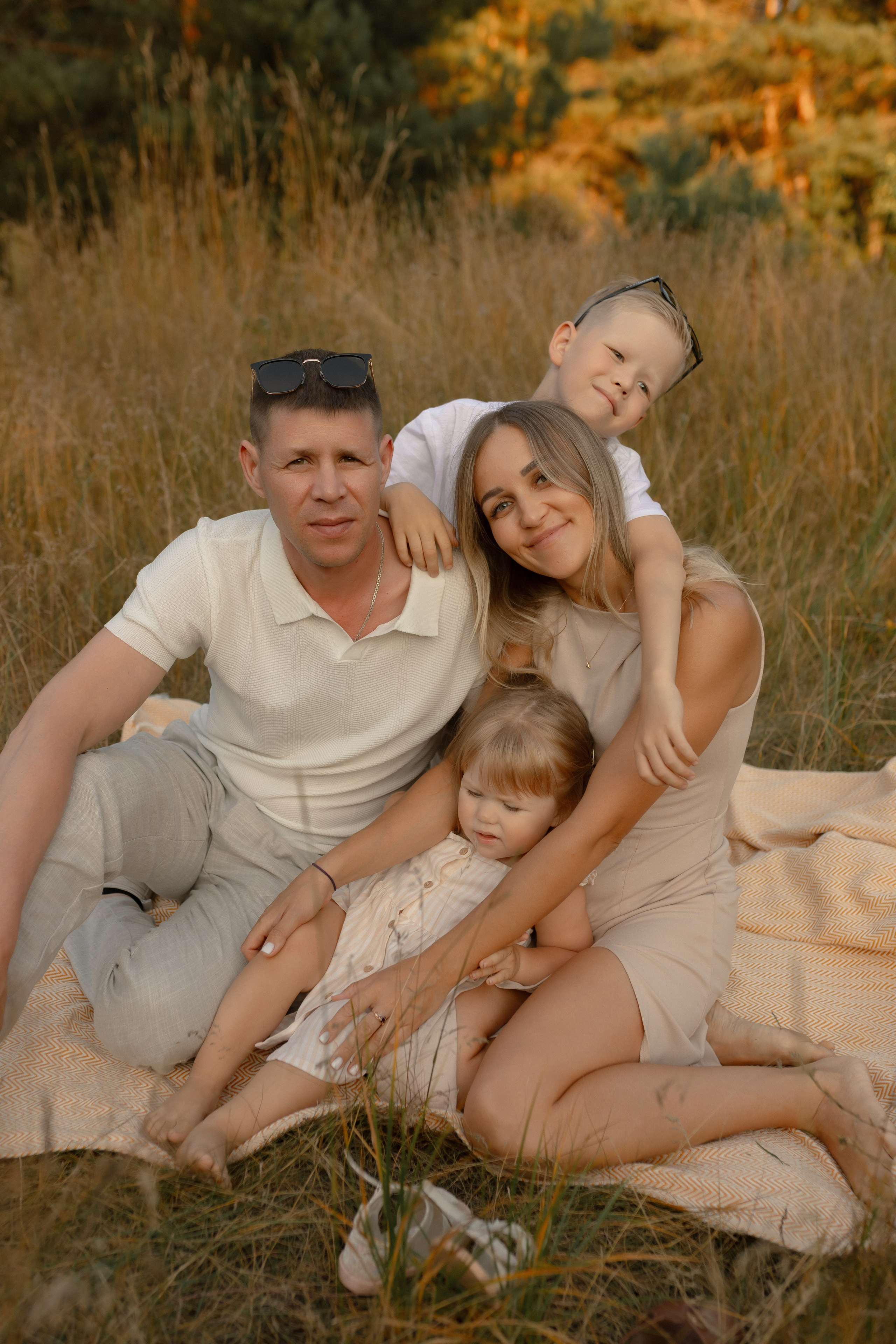 Алексей, Мария, Ваня и Варя. Фотограф Татьяна Семенова