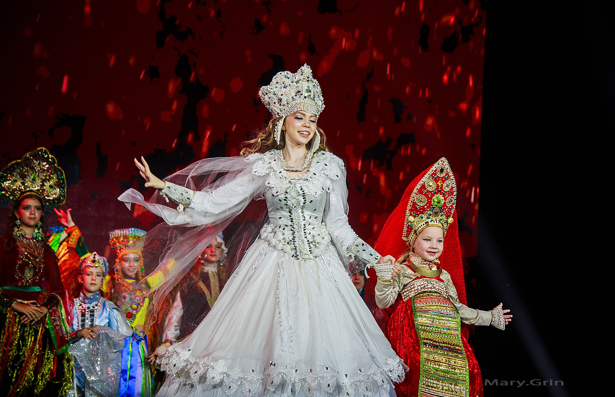 Подиумный спектакль «стиль Надежды» 2025. Детский и семейный фотограф, фотограф мероприятий Нижний Новгород