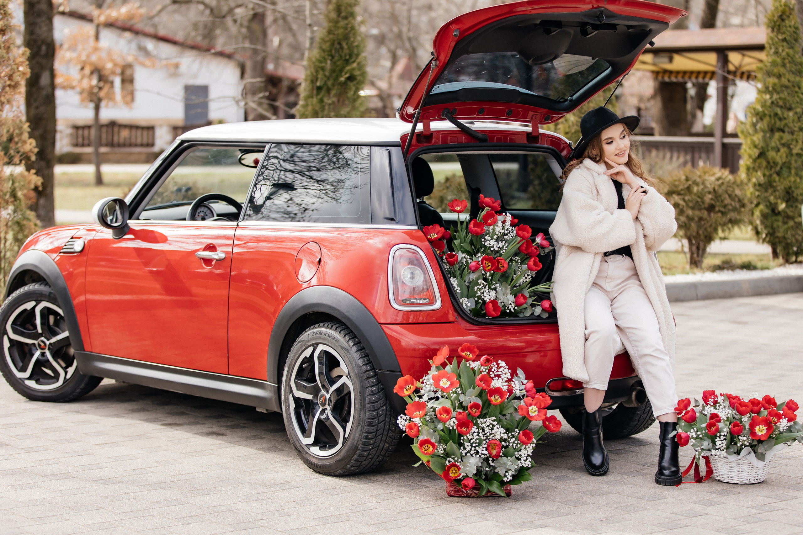 В кадре весна. Видеосьемка, фотосьемка свадеб, юбилеев, утренников в Краснодарском кр