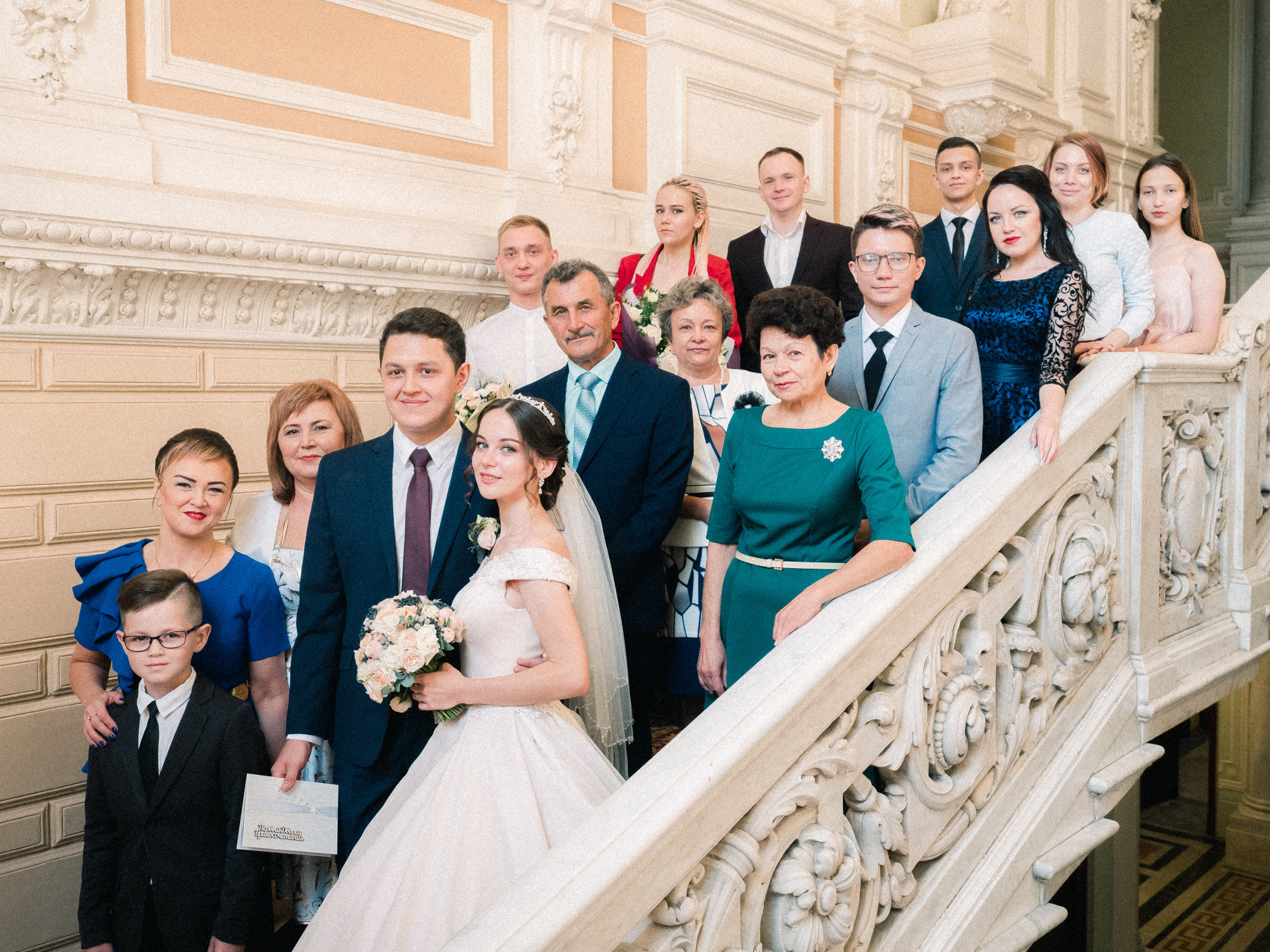 Свадебный фотограф и семейный фотограф в Санкт-Петербурге Вик Патюков. Фотограф и видеограф Виктор Пати