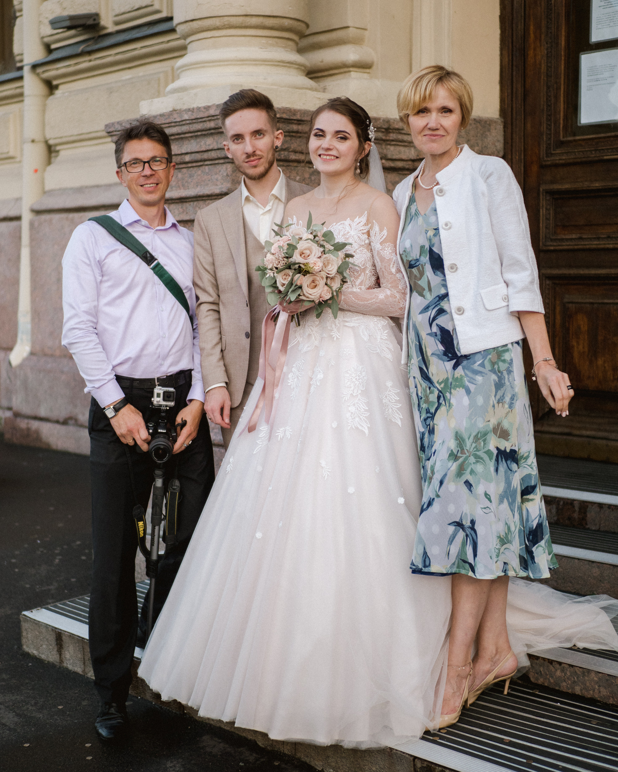 Свадебный фотограф и семейный фотограф в Санкт-Петербурге Вик Патюков. Фотограф и видеограф Виктор Пати