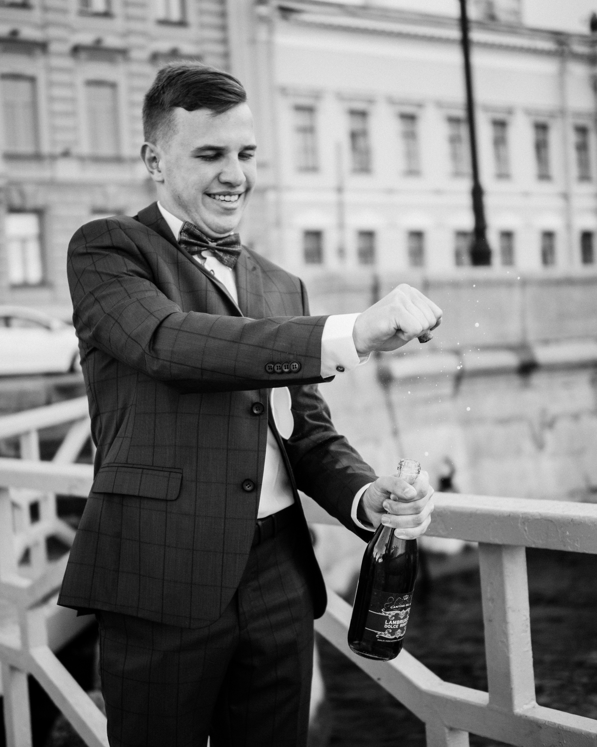 Свадебный фотограф и семейный фотограф в Санкт-Петербурге Вик Патюков. Фотограф и видеограф Виктор Пати