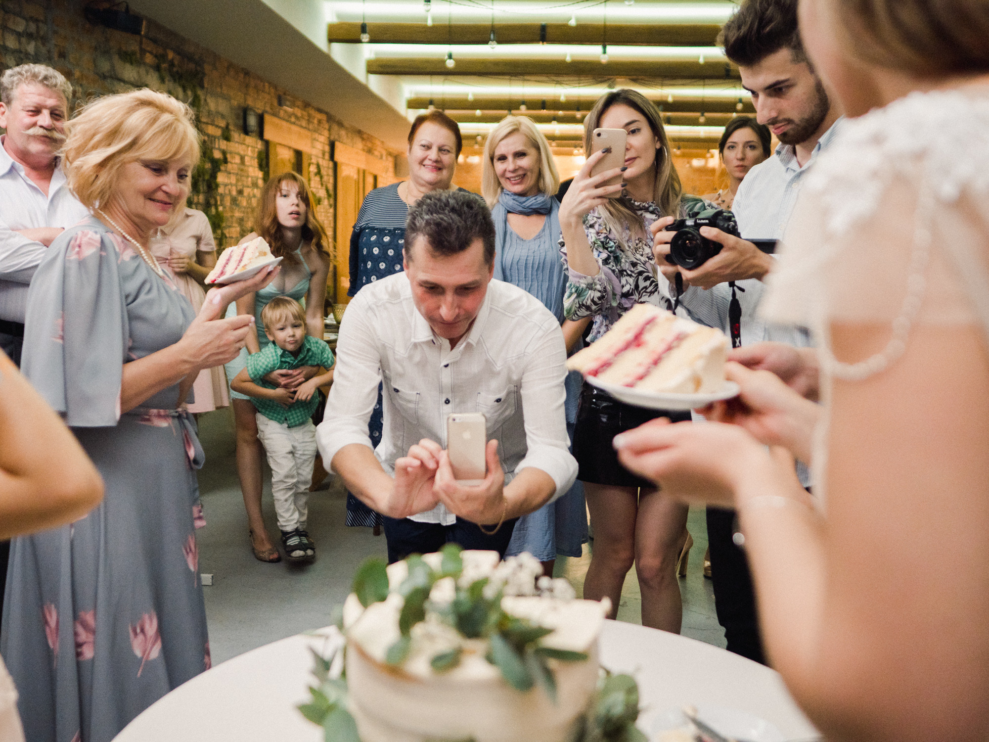 Свадебный фотограф и семейный фотограф в Санкт-Петербурге Вик Патюков. Фотограф и видеограф Виктор Пати