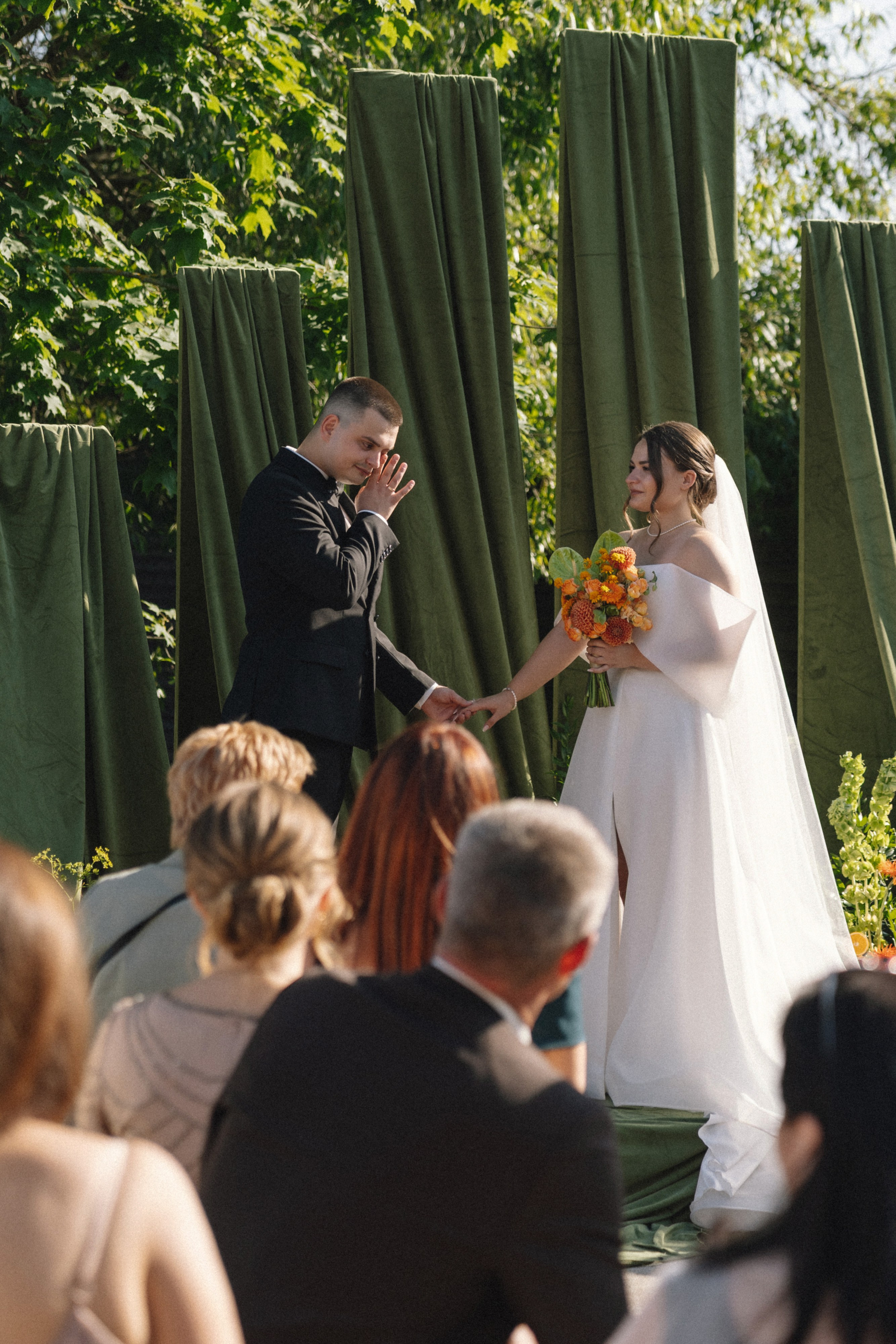 Антон и Алина. Фотограф Ксения Тимченко. Бережно к вам и вашим чувствам