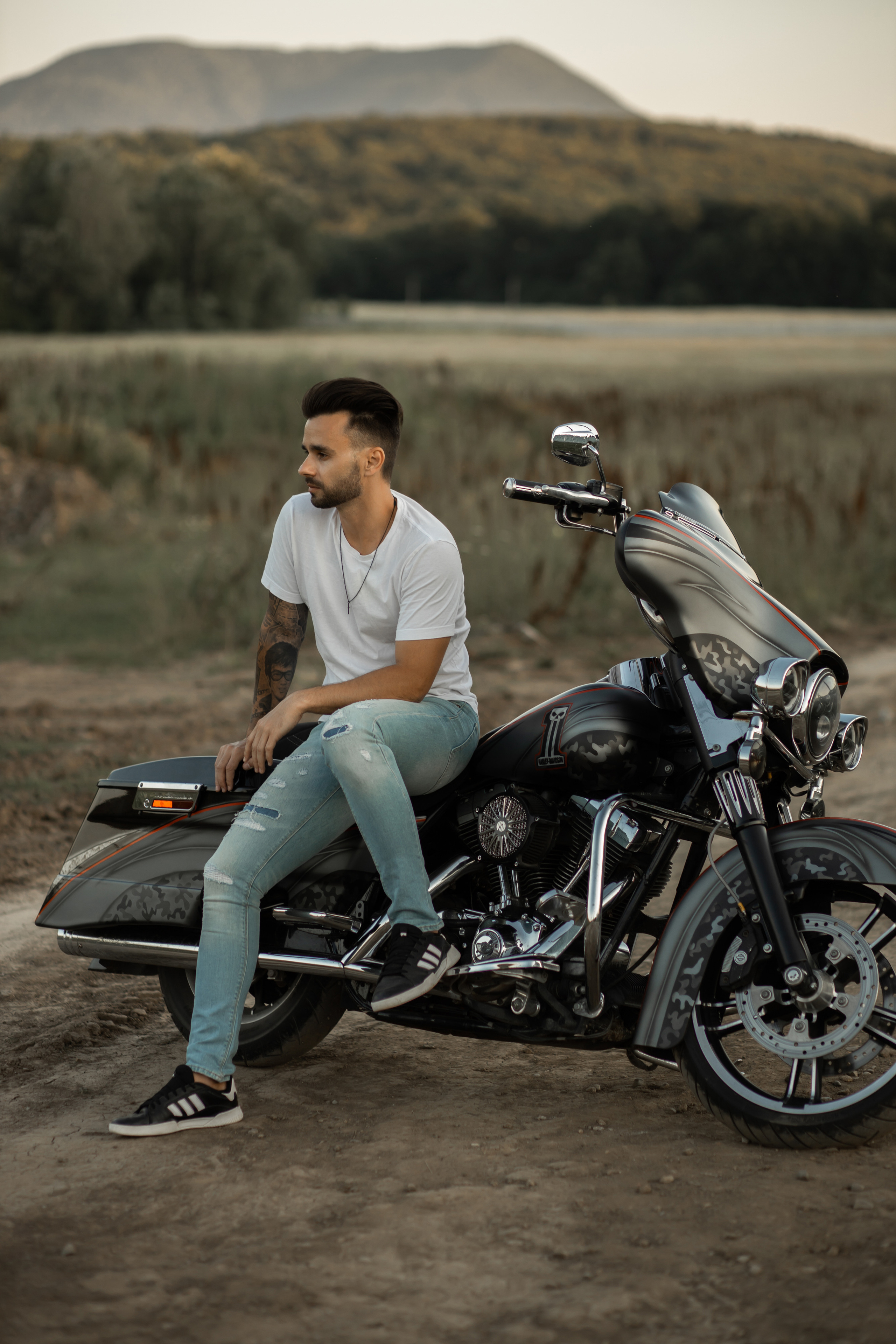 MOTO WEDD. Валерия Солнцева свадебный и семейный фотограф