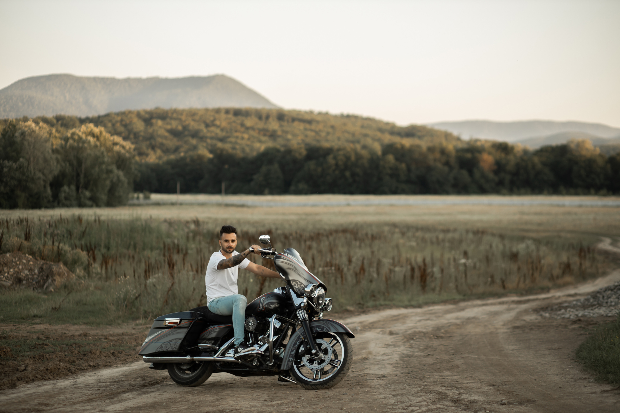 MOTO WEDD. Валерия Солнцева свадебный и семейный фотограф