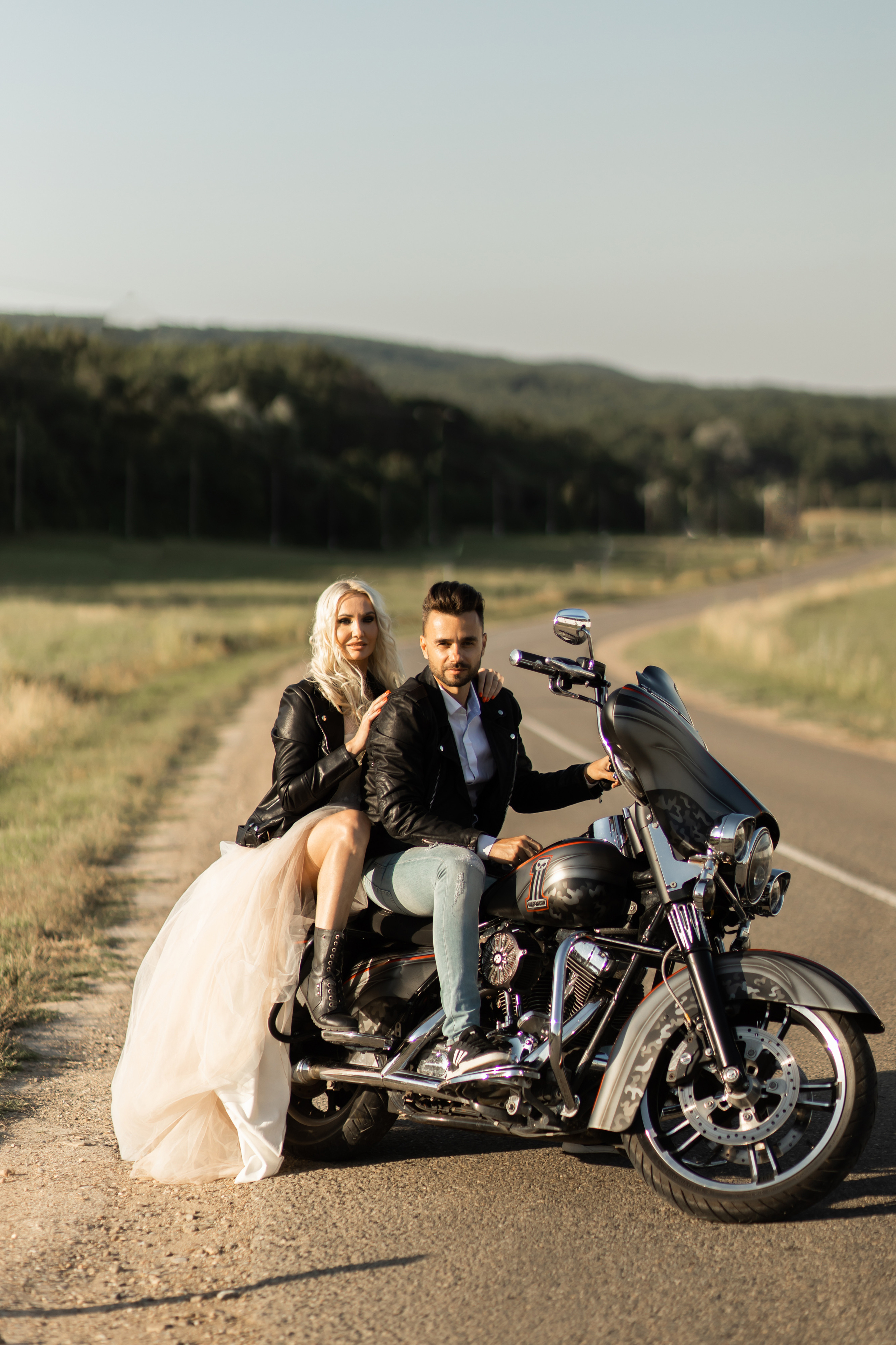 MOTO WEDD. Валерия Солнцева свадебный и семейный фотограф