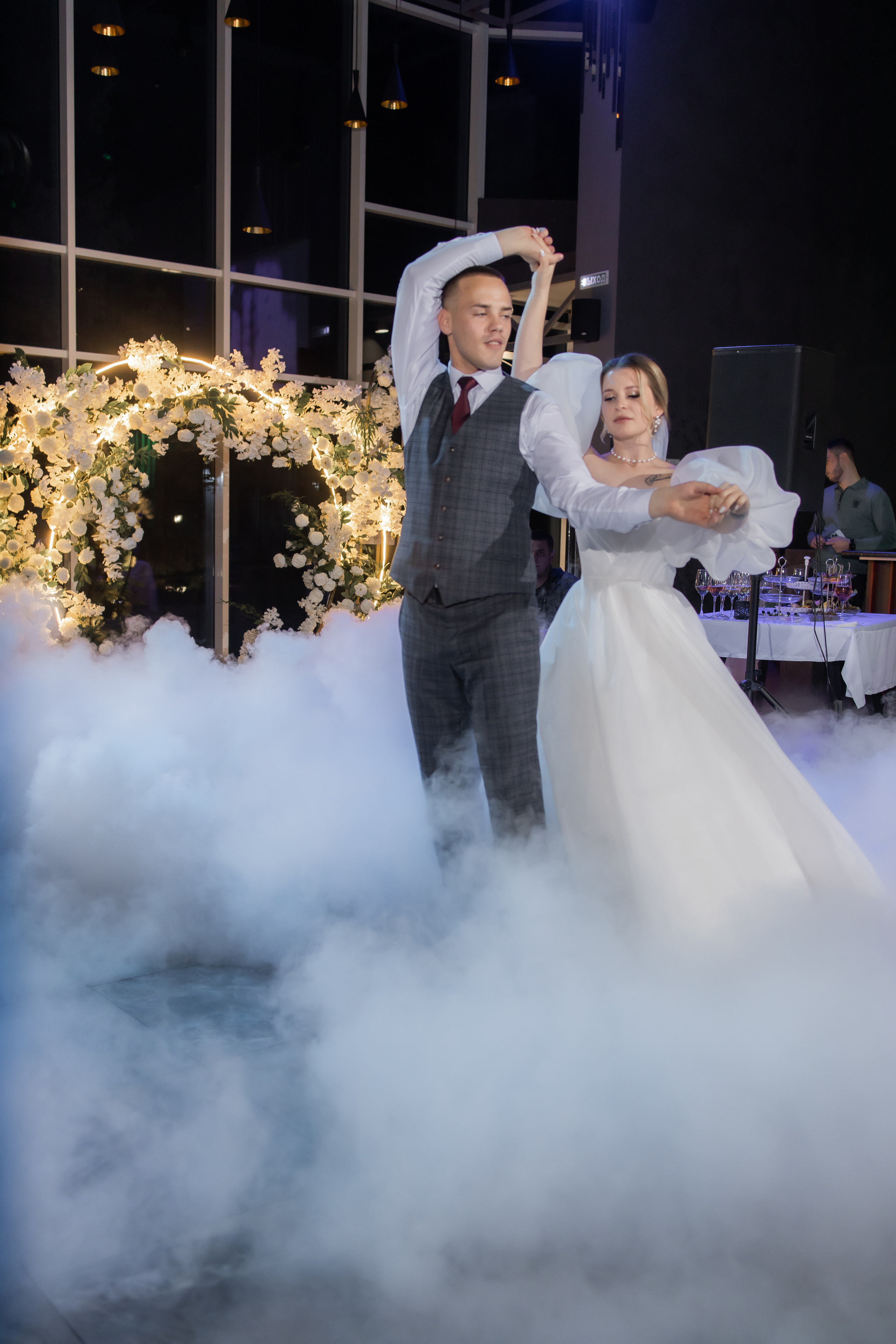 LOVE & WINE. Валерия Солнцева свадебный и семейный фотограф