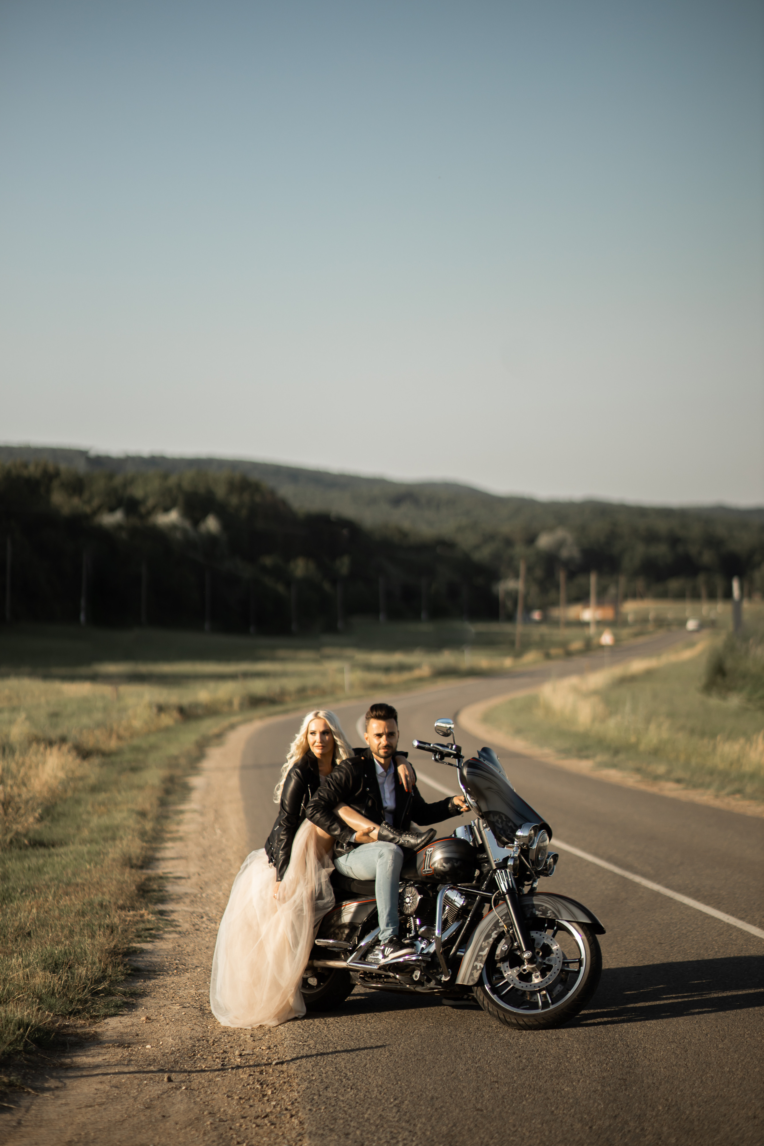 MOTO WEDD. Валерия Солнцева свадебный и семейный фотограф