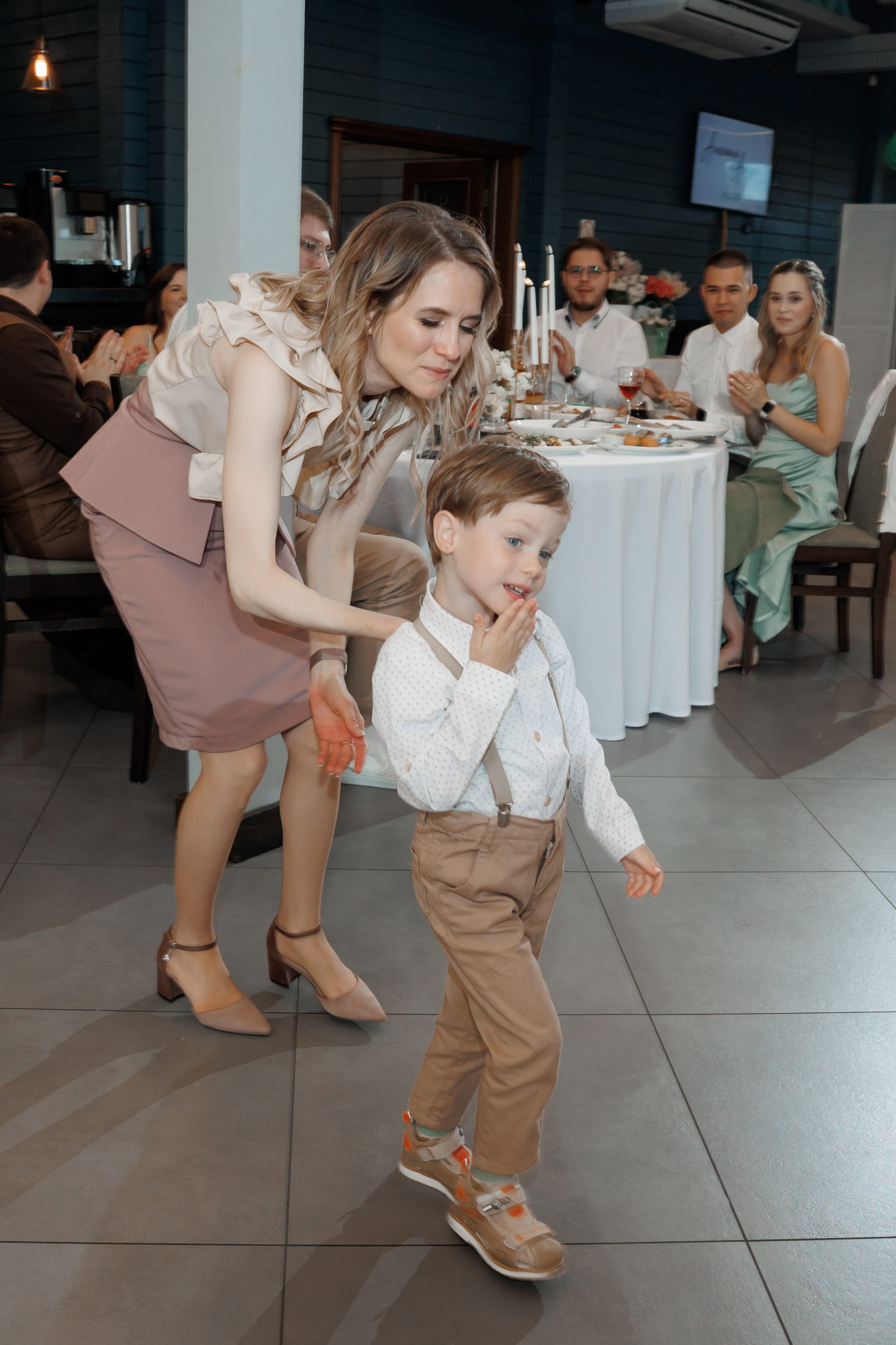 Регистрация в отеле Fish Point, ЗАГС Бутово, прогулка в Остафьево. Свадебный и репортажный фотограф (Москва, Королев и другие)