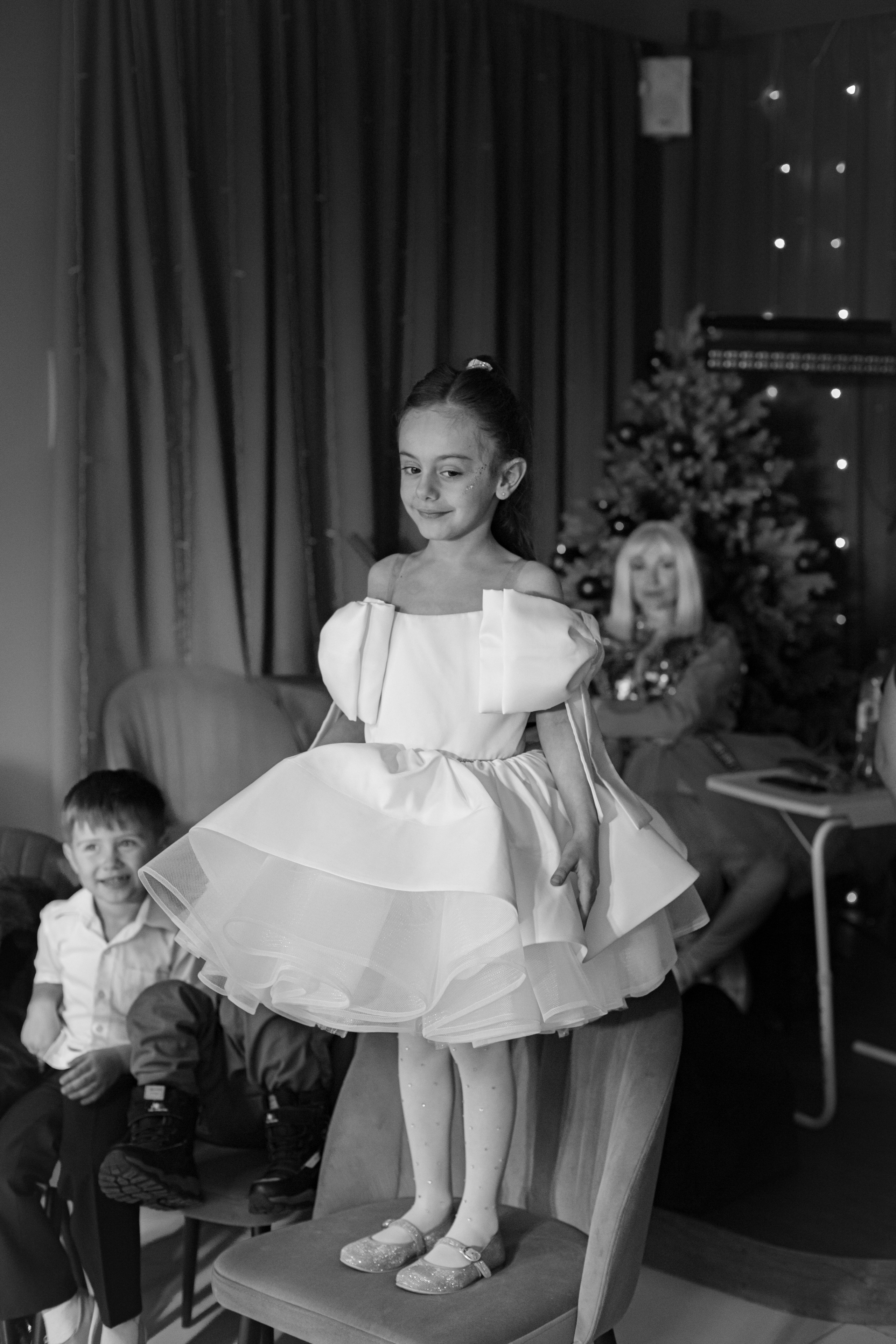 ASIA'S BIRTHDAY PARTY. Photokarish