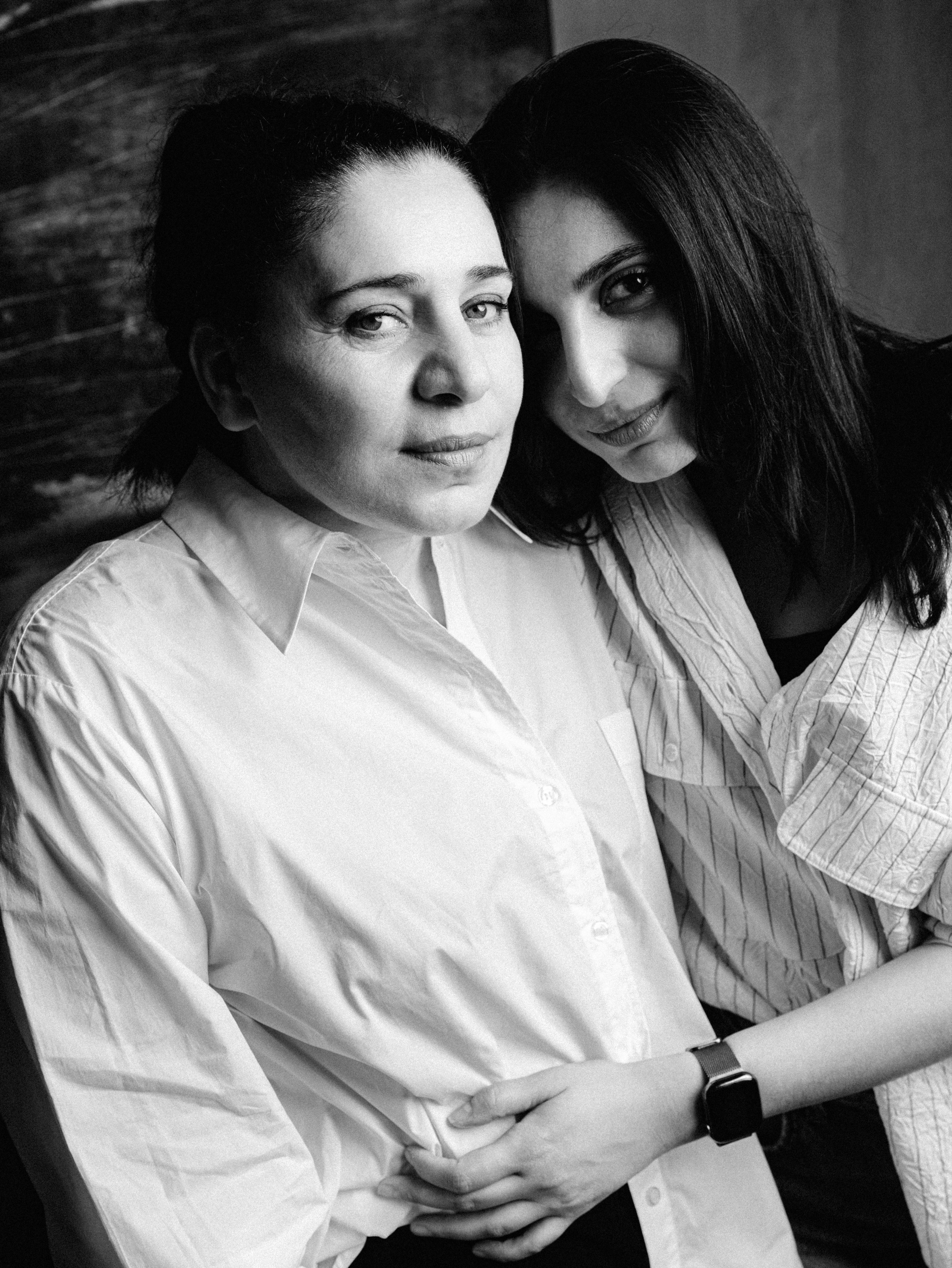 Сюзанна с Мамой для семейного альбома. Антон Ермаков | Коммерческий фотограф в Москве