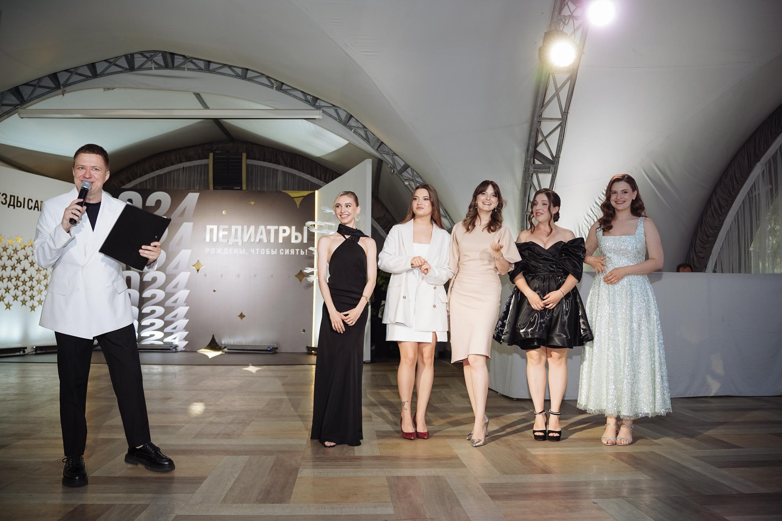 Выпускной. Фотограф Владимир Бурыкин