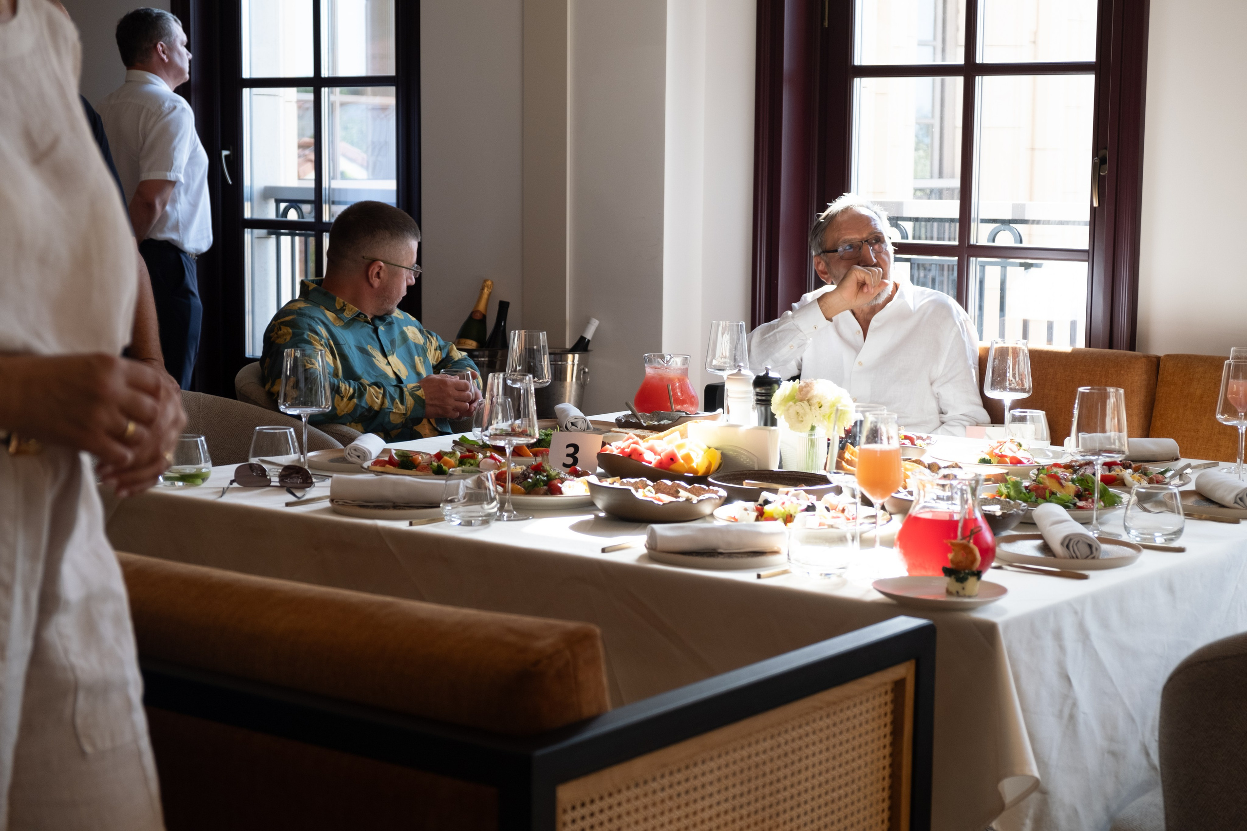 Фотограф на юбилей в Крыму | Съемка дня рождения | Илья Желдак. Профессиональная фотосъемка в Крыму. Натуральные эмоции и живые кадры. Забронируйте дату прямо сейчас!