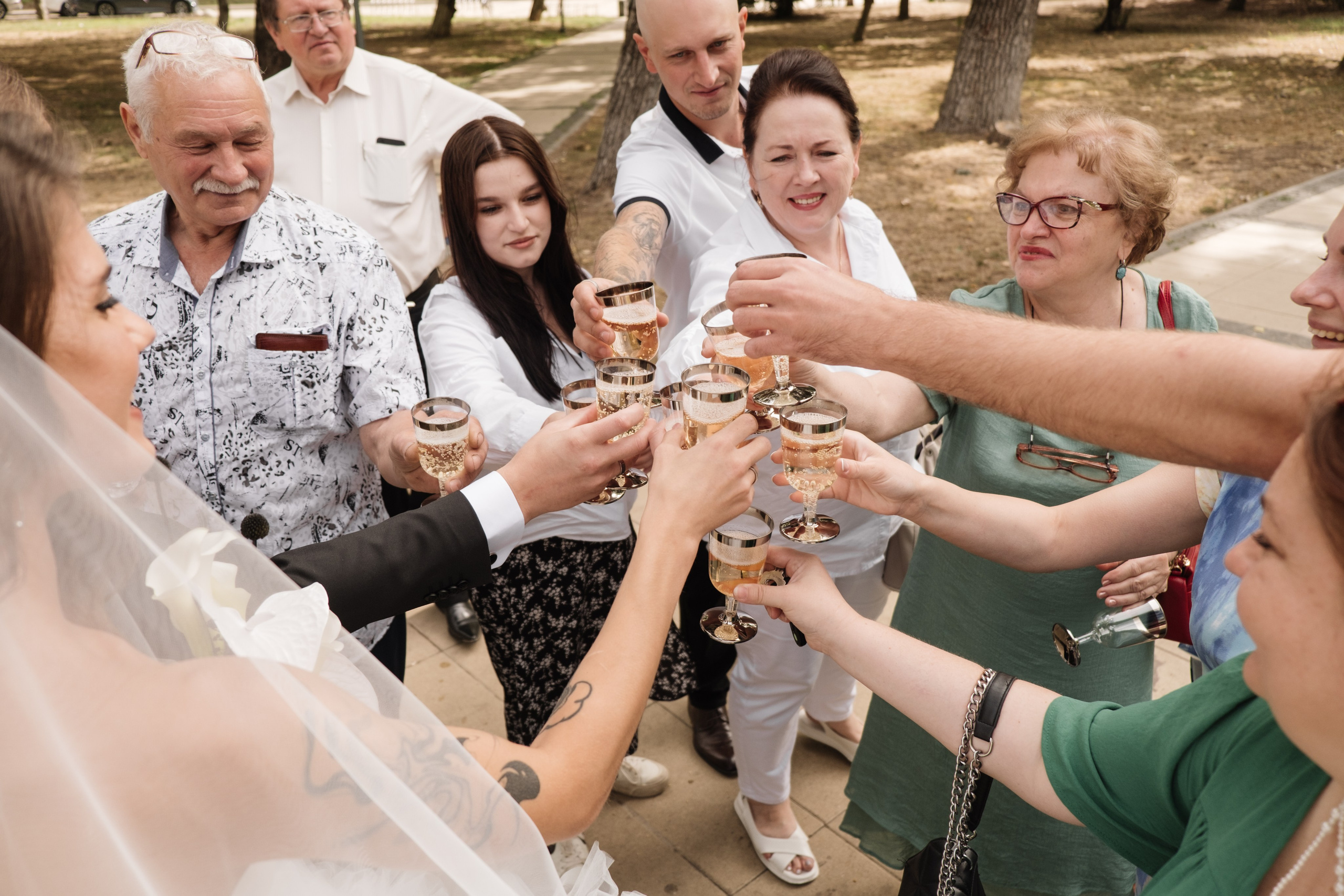 Дарья и Виктор в Балаклаве и на Фиоленте. Профессиональная фотосъемка в Крыму. Натуральные эмоции и живые кадры. Забронируйте дату прямо сейчас!