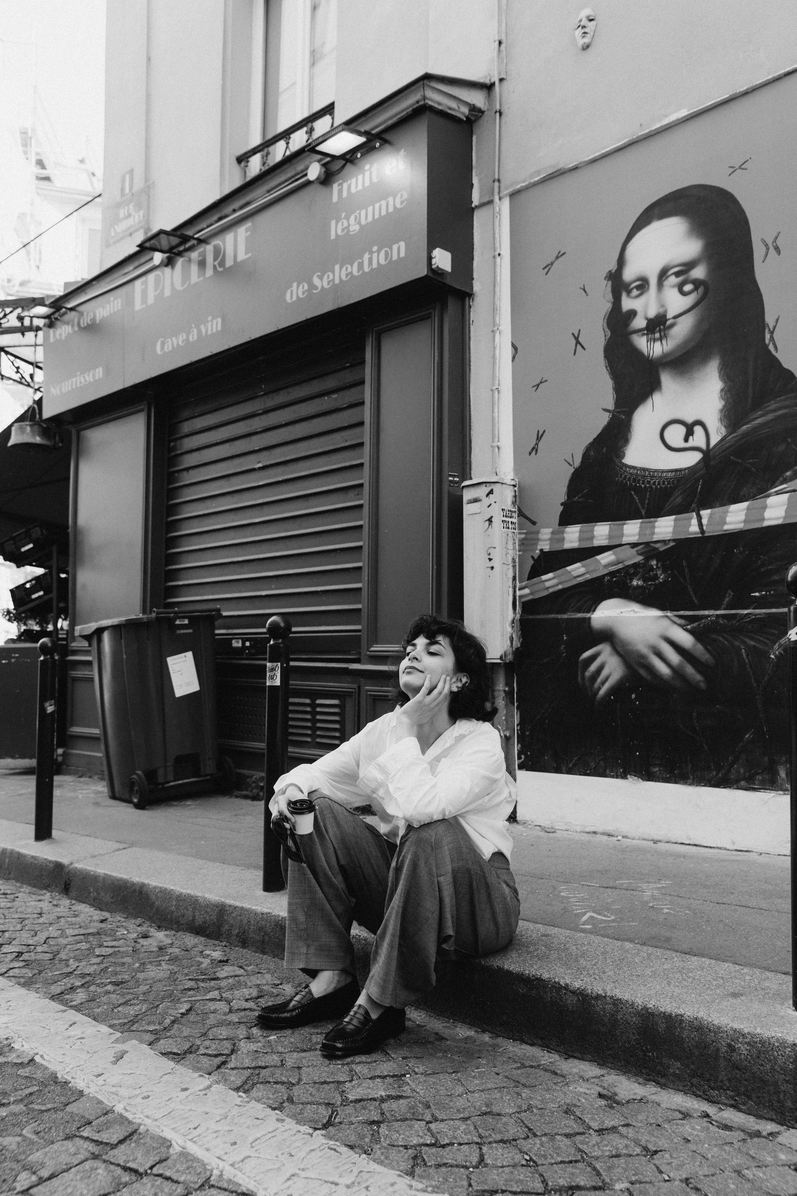 Authentic Montmartre. Photographer in Paris