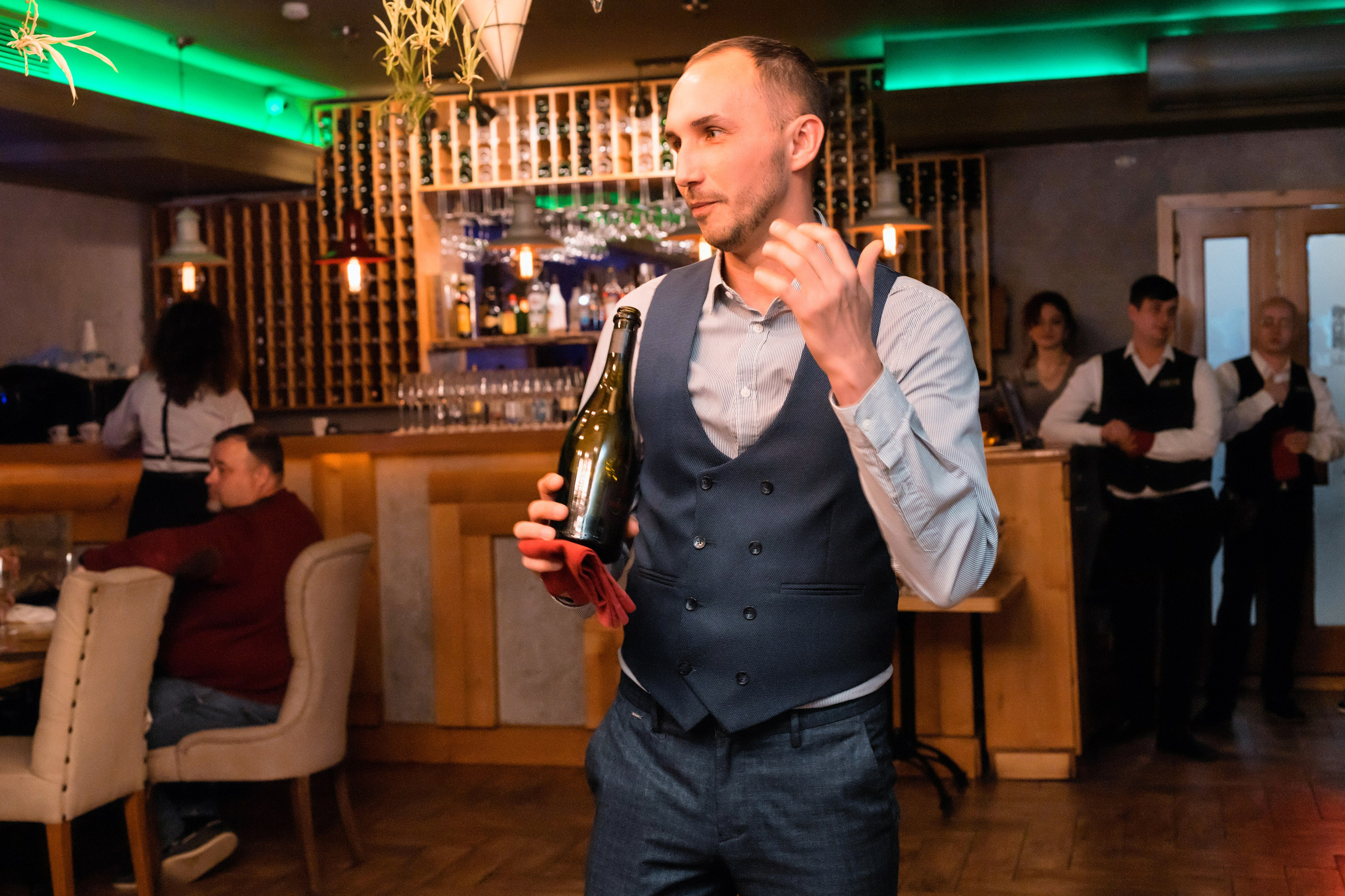 Винный ужин в Краснодаре. Создание сайтов, SMM, производство контента | Студия «Медведь» | Услуги для бизнеса