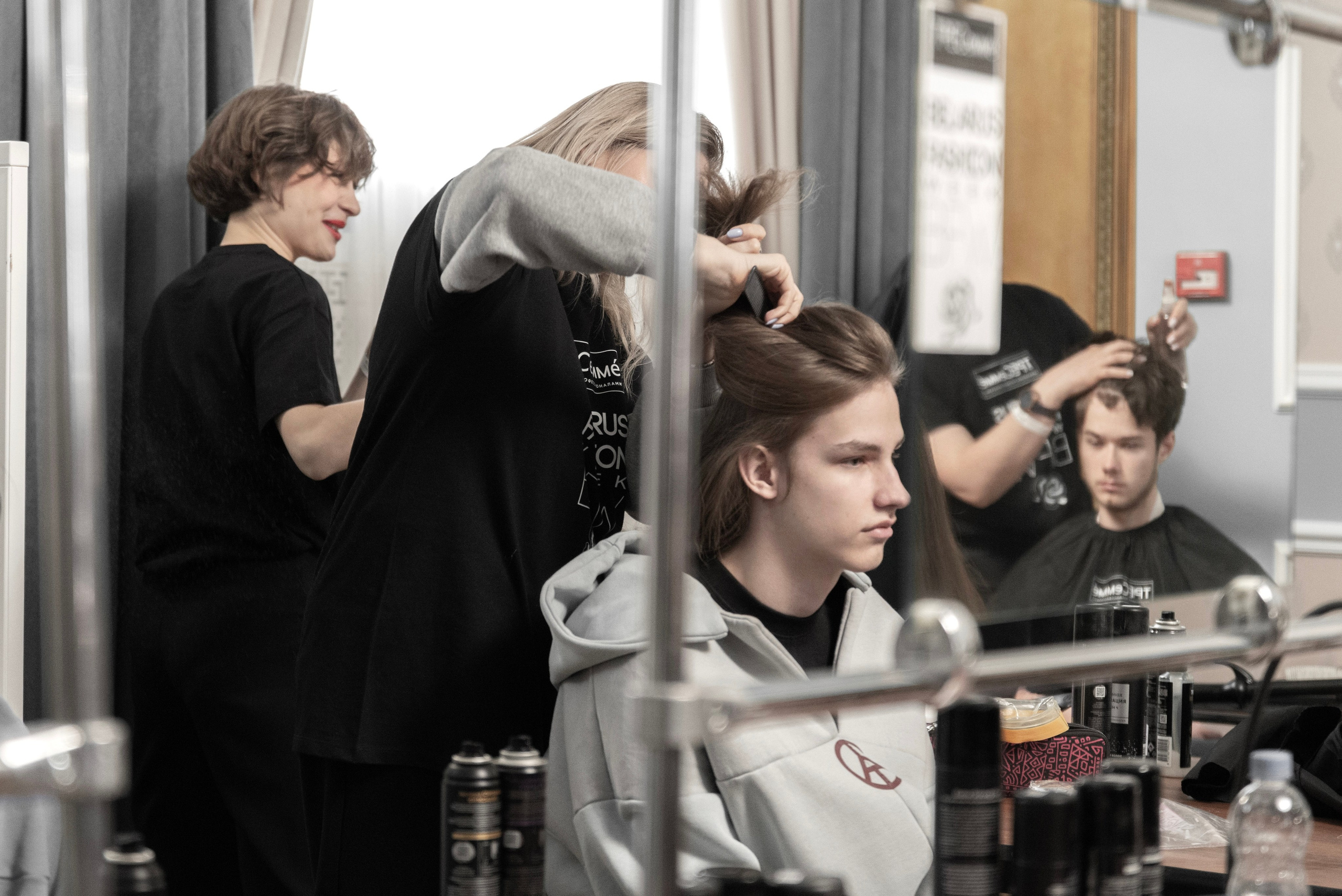 Belarusian Fashion Week 2025 BACKSTAGE. Ваш Event фотограф & Репортаж & Fashion & ИИ