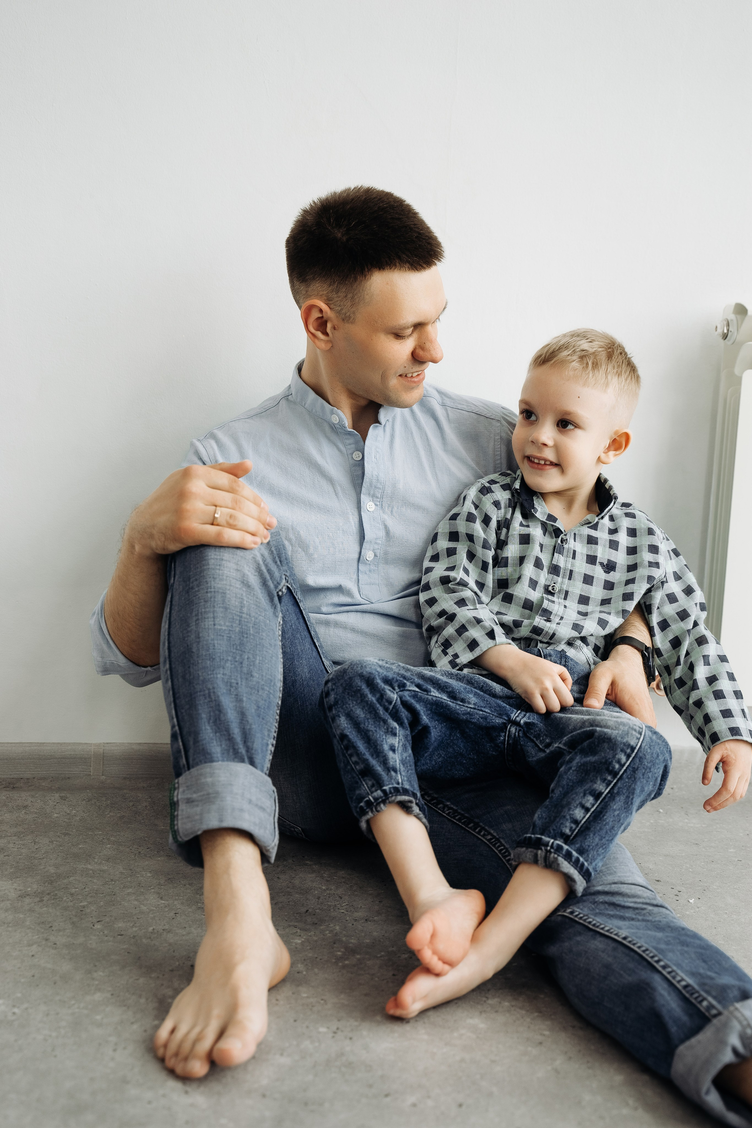 Вдвоём хорошо, но втроём. Моменты и истории о вас настоящих