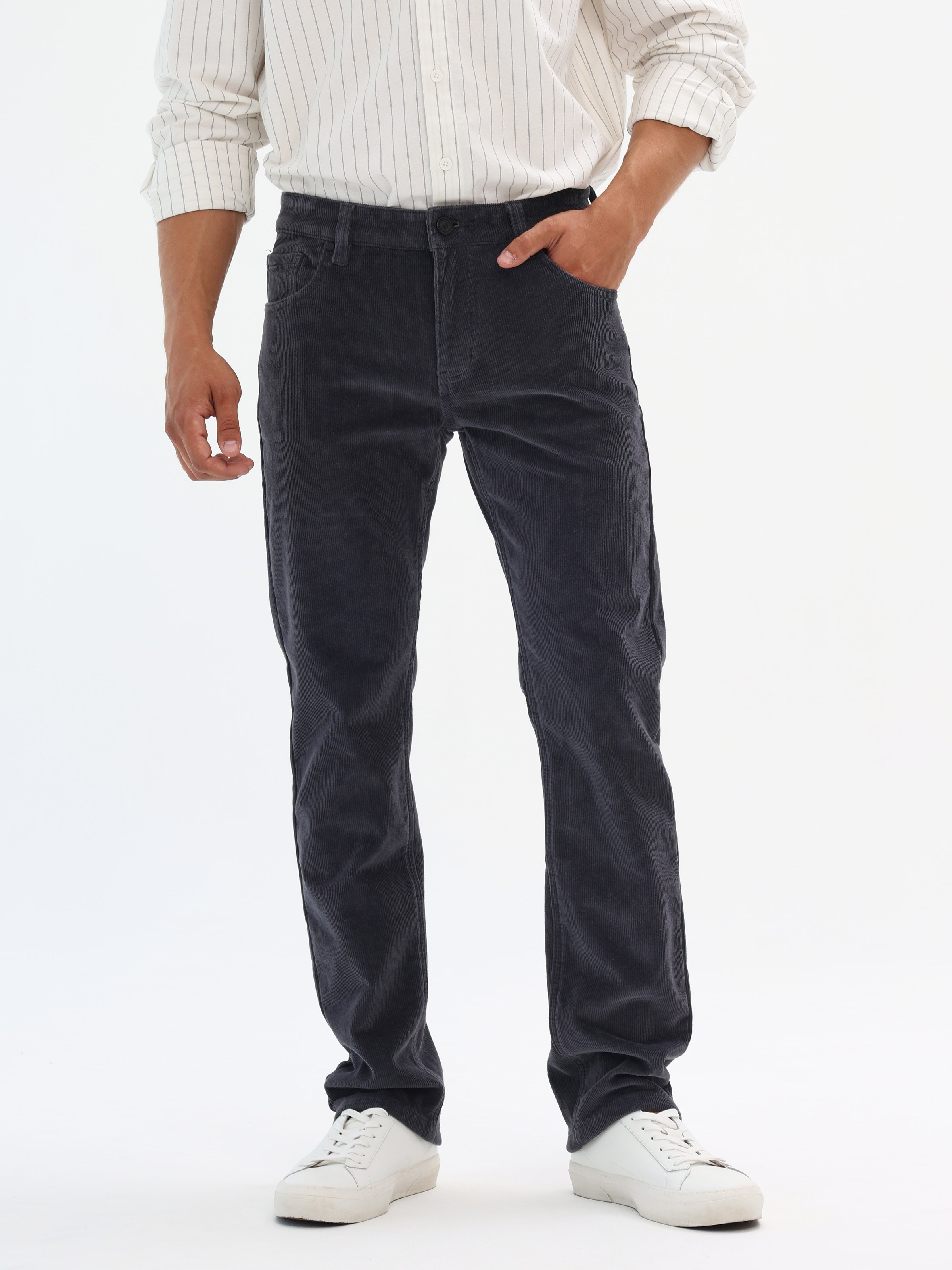 Каталожные фото одежды, сборные съемки для маркетплейсов Вайлдберриз, Новосибирск. Съемка фото и видео для маркетплейсов Вайлдберриз, Озон в Новосибирске