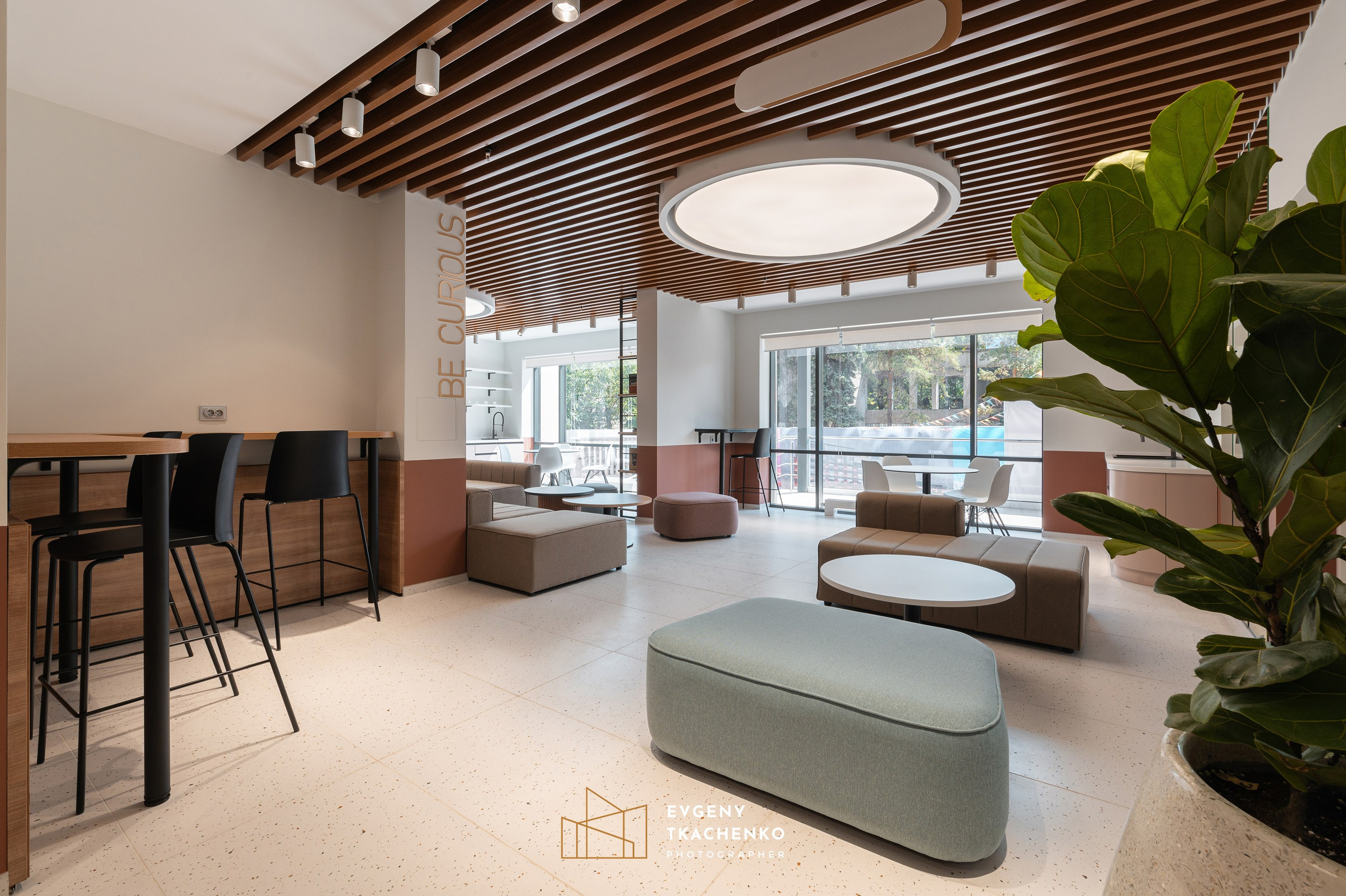 Общежитие университета NarXoz в Алматы. Архитектурный и интерьерный фотограф в Казахстане