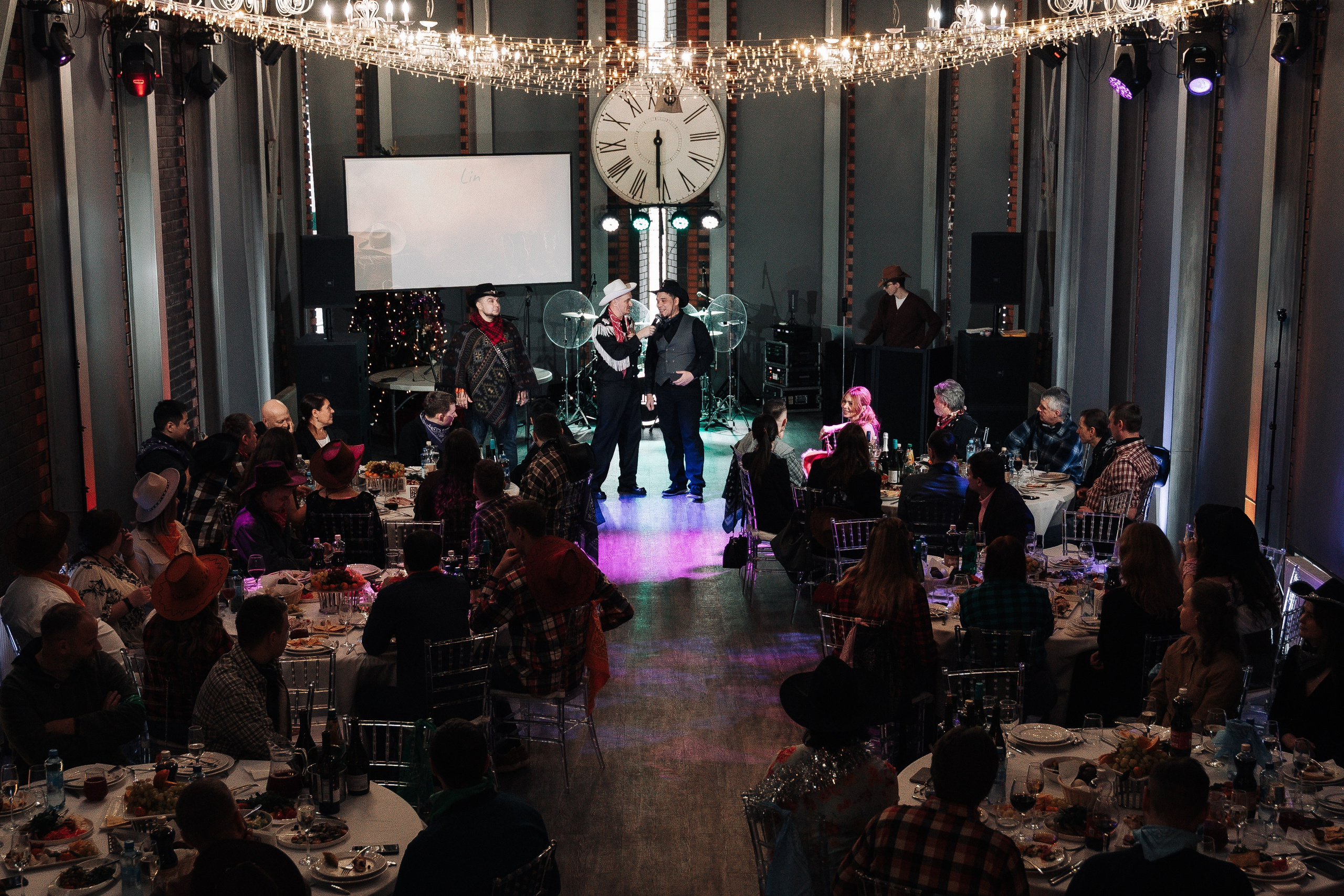 Новогодняя фотосъемка корпоратива. Свадебный и семейный фотограф в Москве и МО Геннадий Туманцев