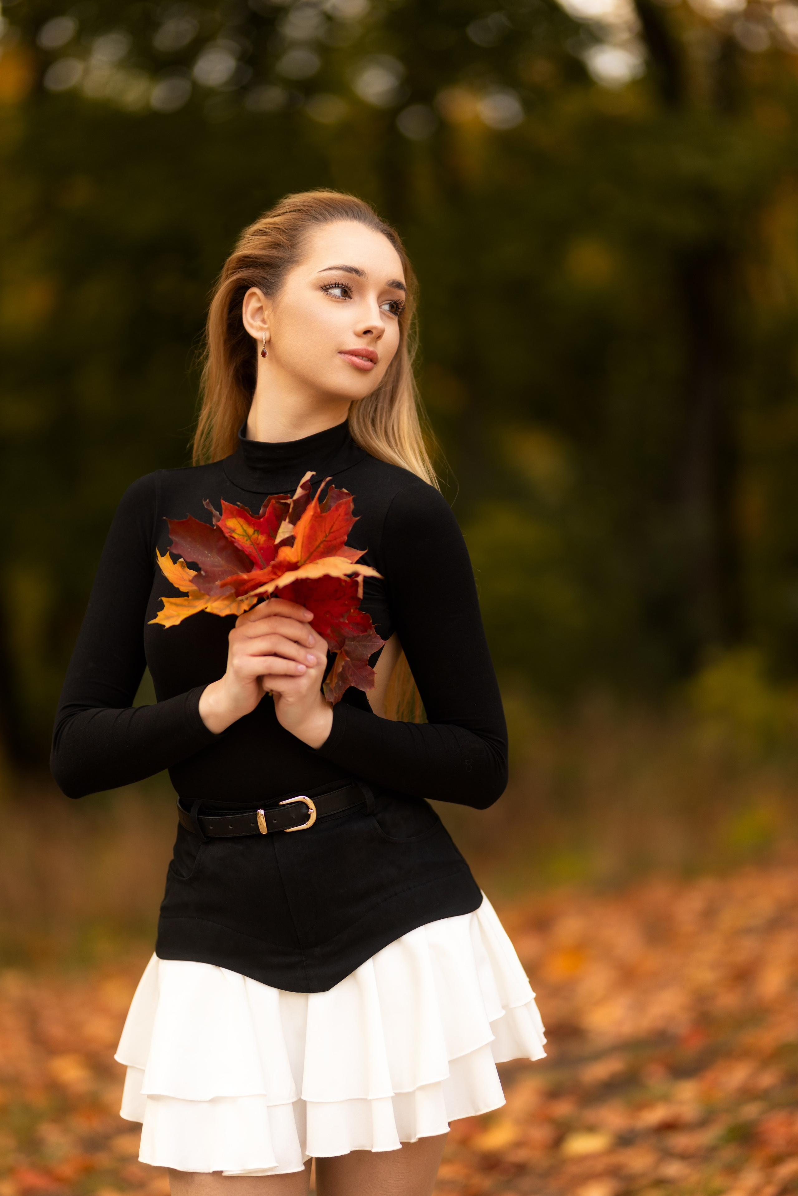 Осенний фотосет с Полиной в парке в формате «Я красивая». Дмитрий Шульгин, портретный фотограф в Воронеже