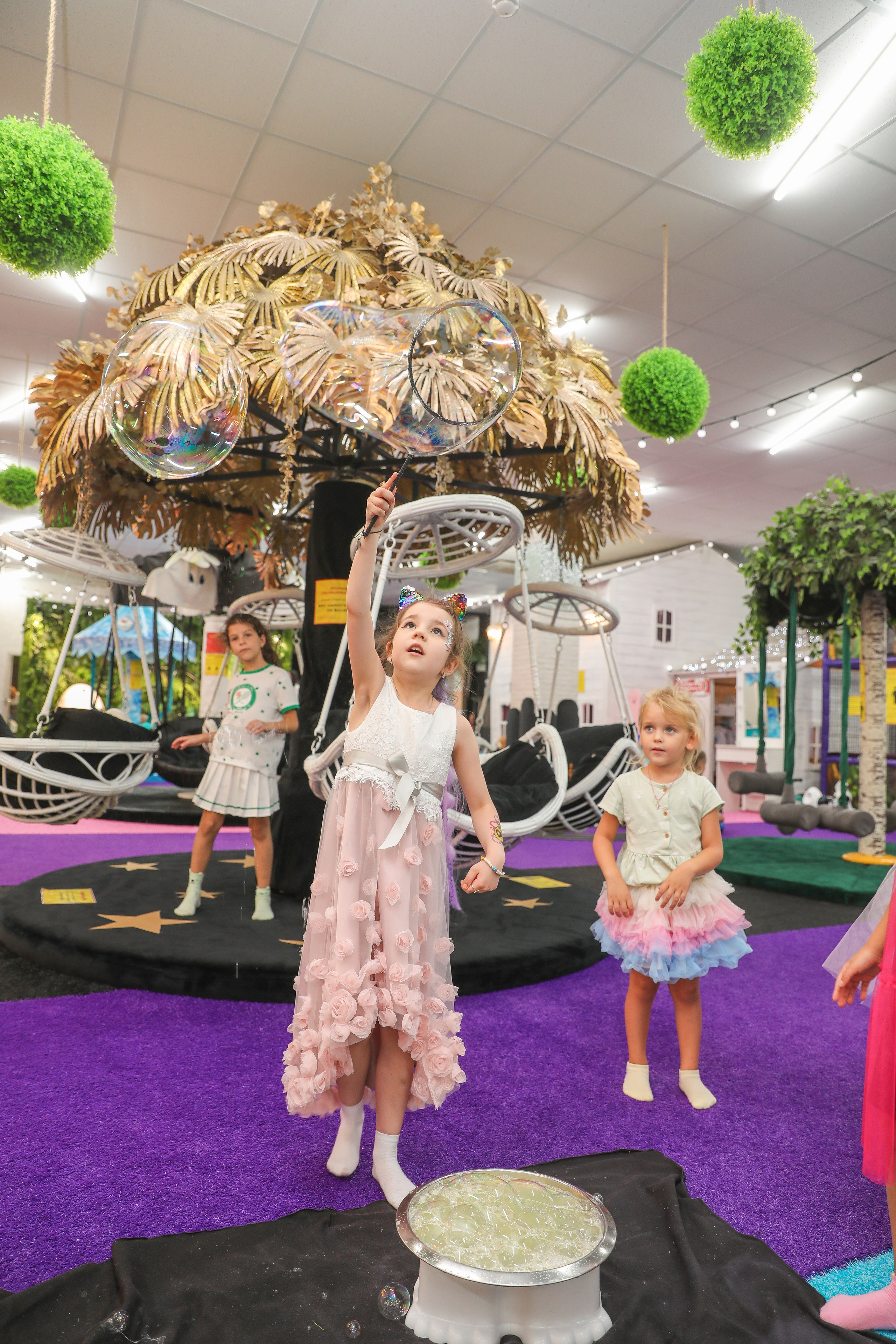 ДЕТСКИЕ МЕРОПРИЯТИЯ. Photographer Viktoriya Markushina «My world throug»