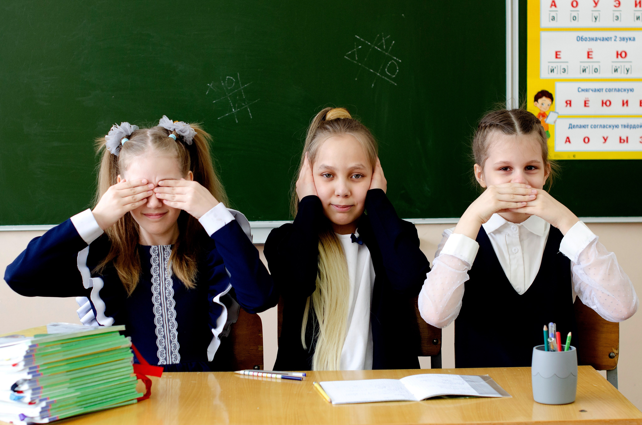 Фотосессия на альбом «Прощай начальная школа». Фотограф в Хабаровске