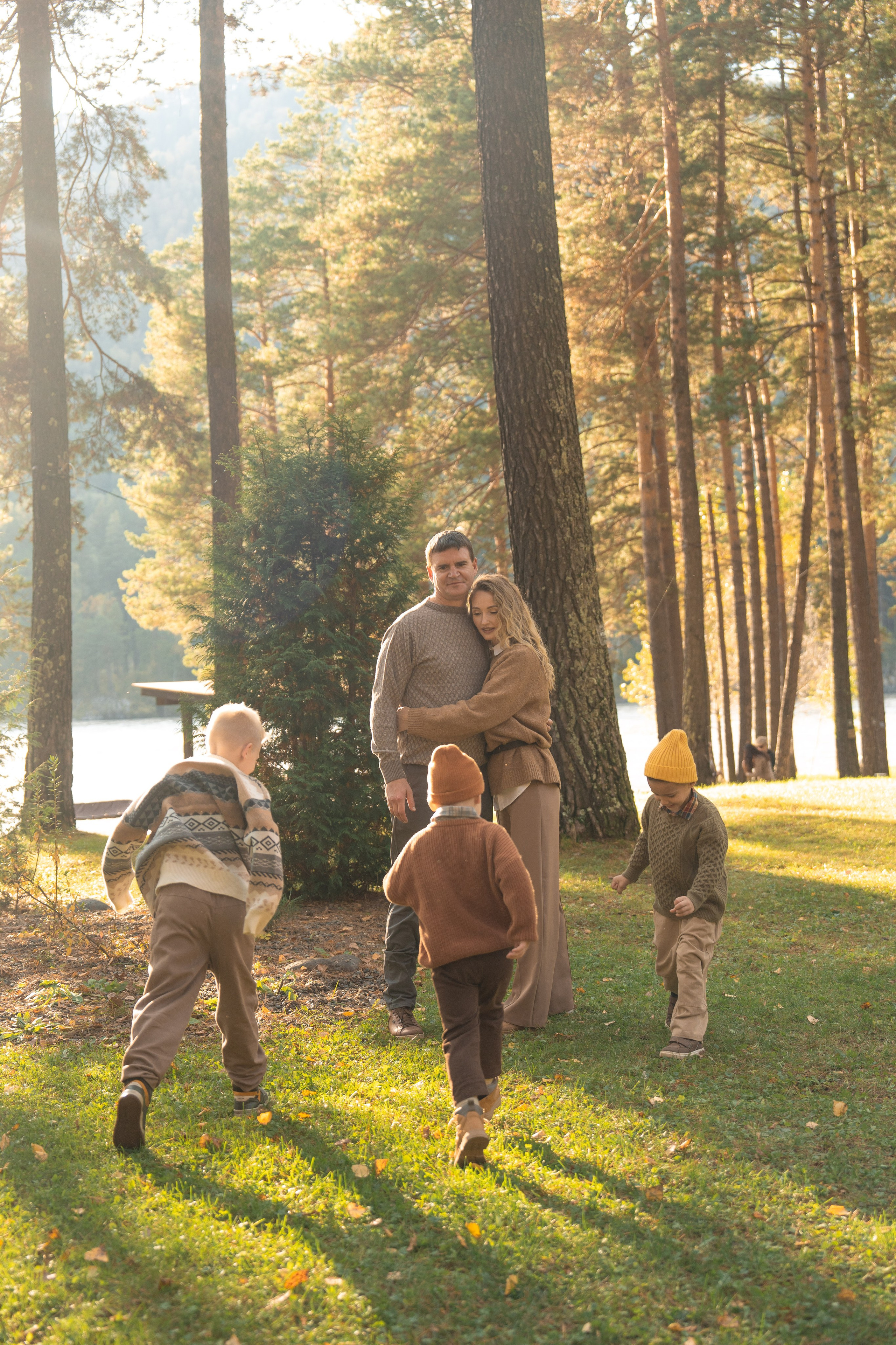 Семейная фотосессия в Москве для большой семьи. Свадебный фотограф в Москве Анна Полушина