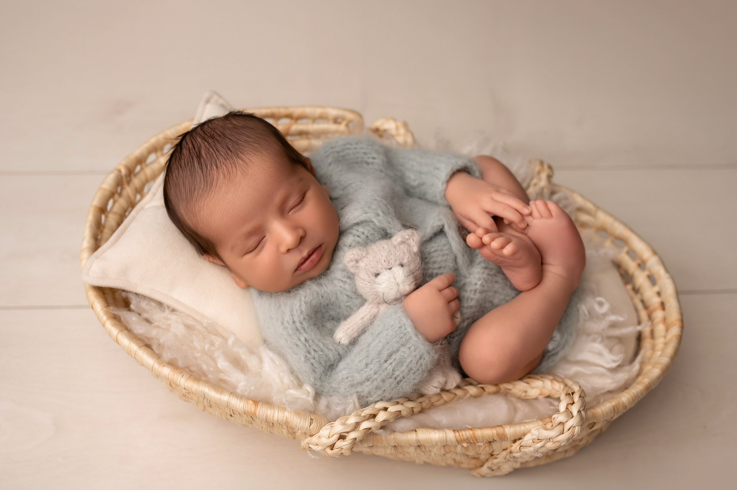 Новорождённые мальчики. Детский фотограф новорождённых в Минске Боровик Екатерина