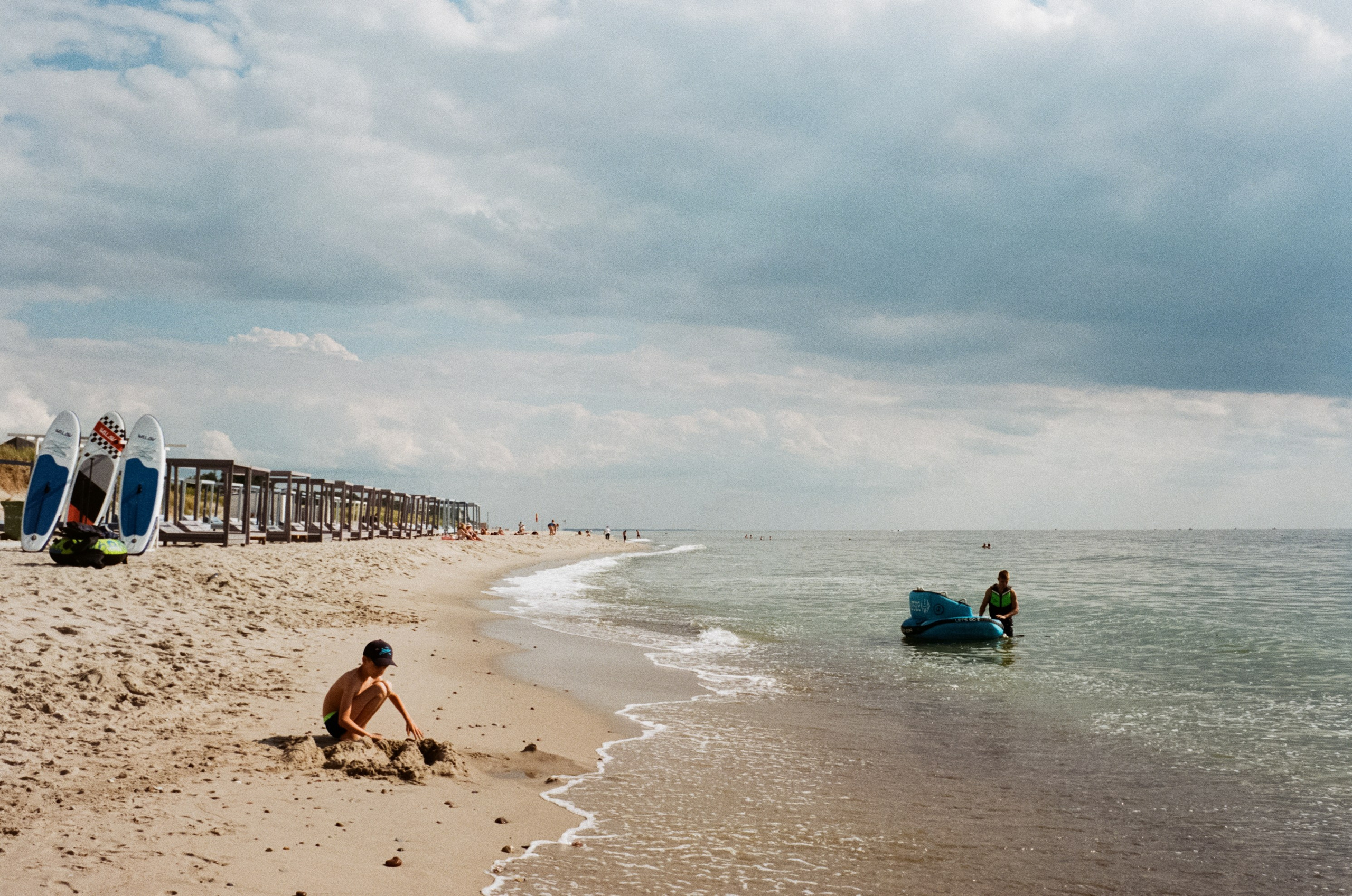 Калининград, пляж в Янтарном / Minox 35 GT (2) / Fujicolor 200 at ISO 100