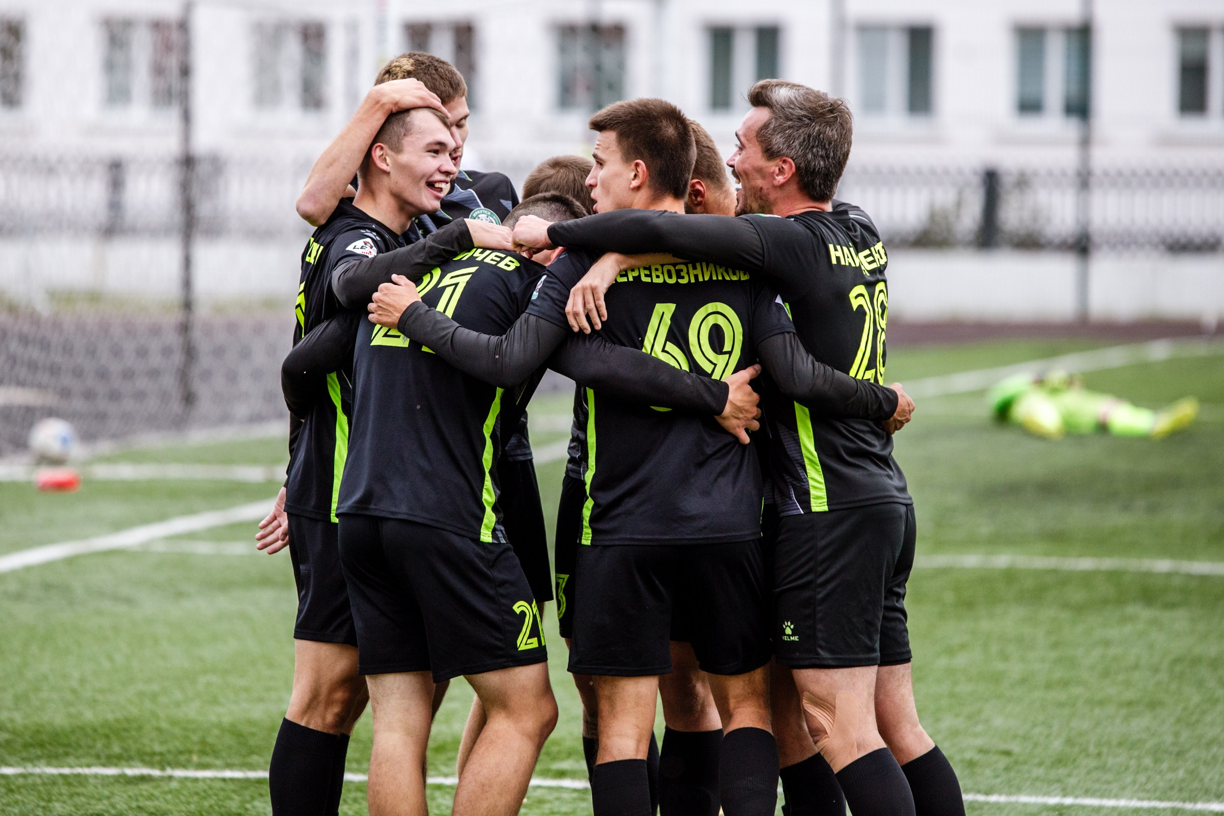 Первенство России по футболу LEON-Вторая лига Б | ФК Иркутск — Космос (Долгопрудный) | 14.09.25. Фотограф в Иркутске Евгения Айвазова