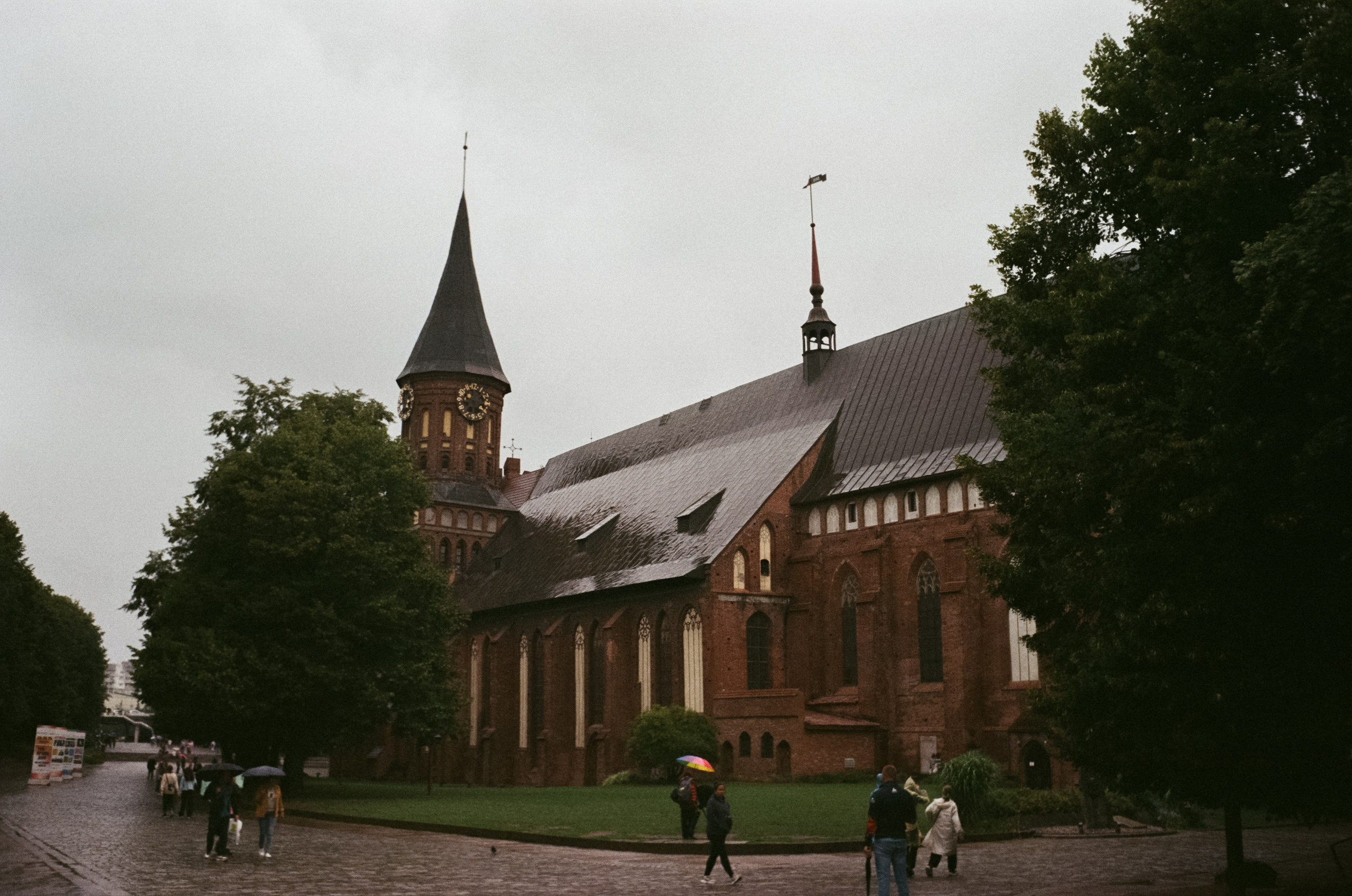 Калининград остров Канта, Кафедральный собор / Minox 35 GT (2)