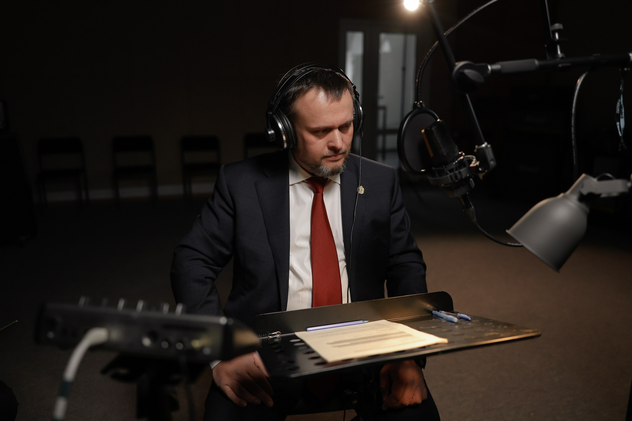 Запись гостей для аудиогида. 2023. Свадебный фотограф Великий Новгород Станислав Кособудский