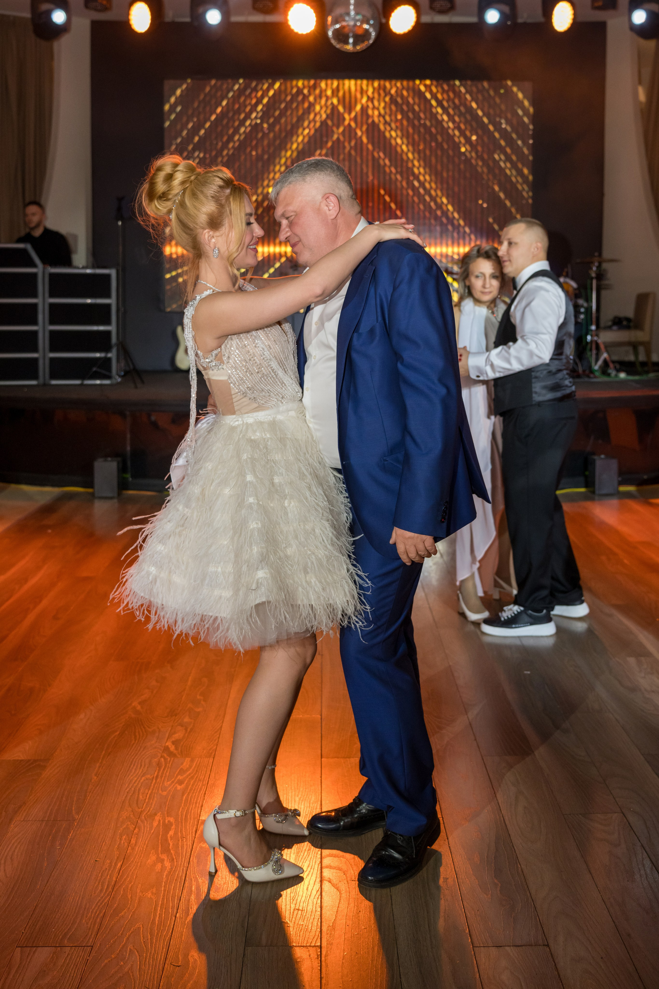 Виктор & Кристина. Семейный и контент фотограф в Москве Alira