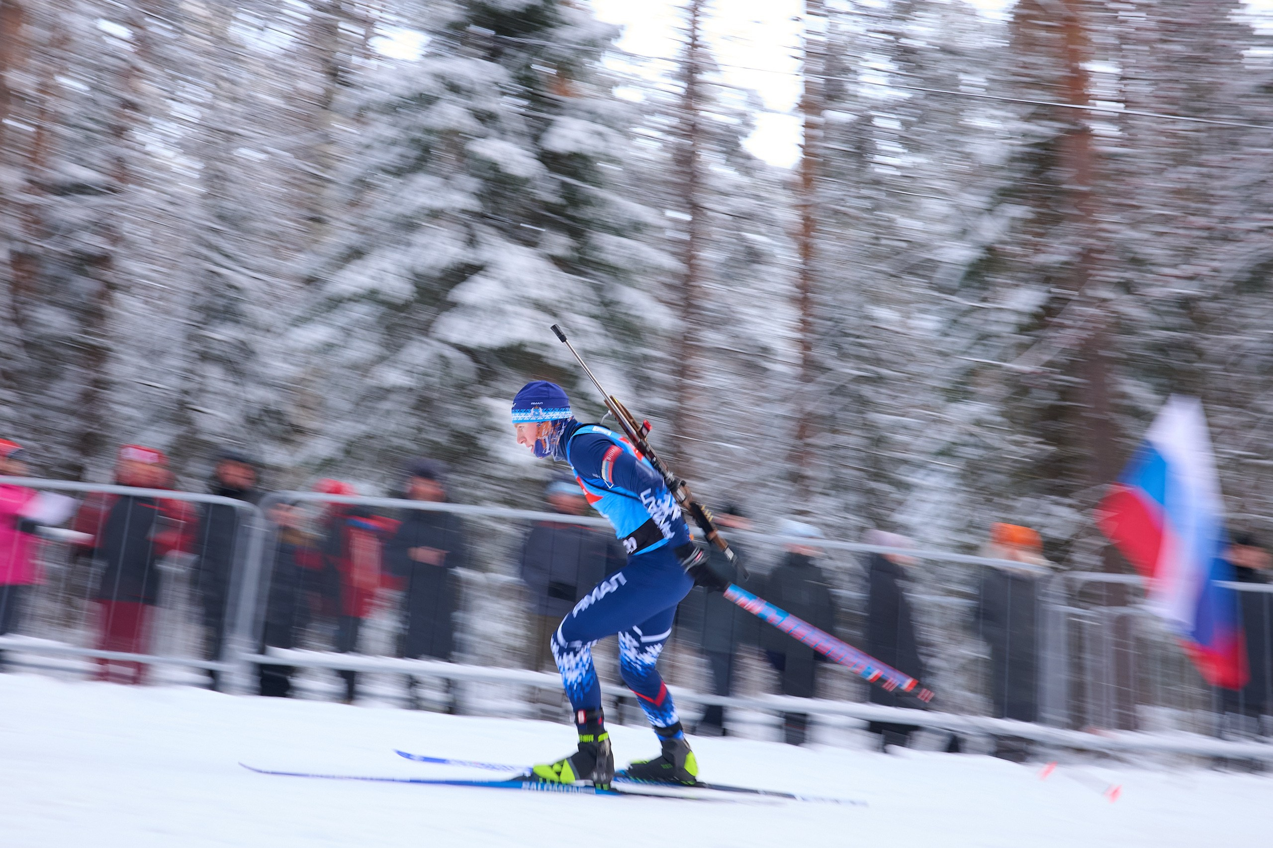 Биатлон. Чемпионат России — 2024/2025, 3-й этап, Ижевск. Спринт. Мужчины. Спортивный репортажный фотограф в Ижевске Сергей Мерзляков