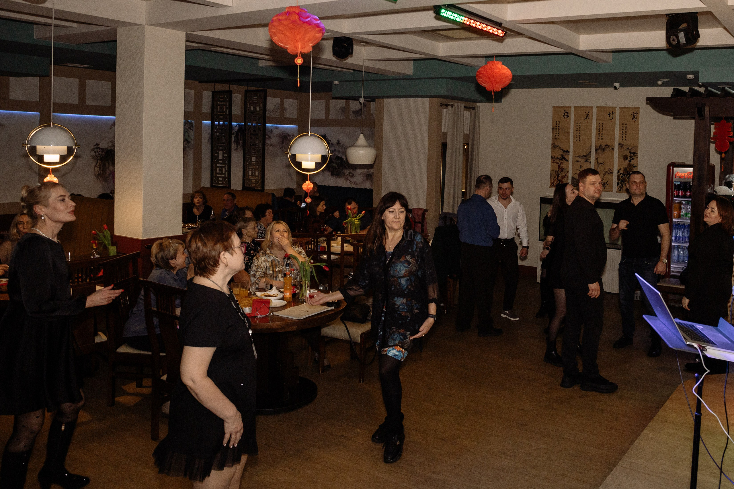 Вечеринка в кафе Sinlun. Фотограф Юлия Мальцева