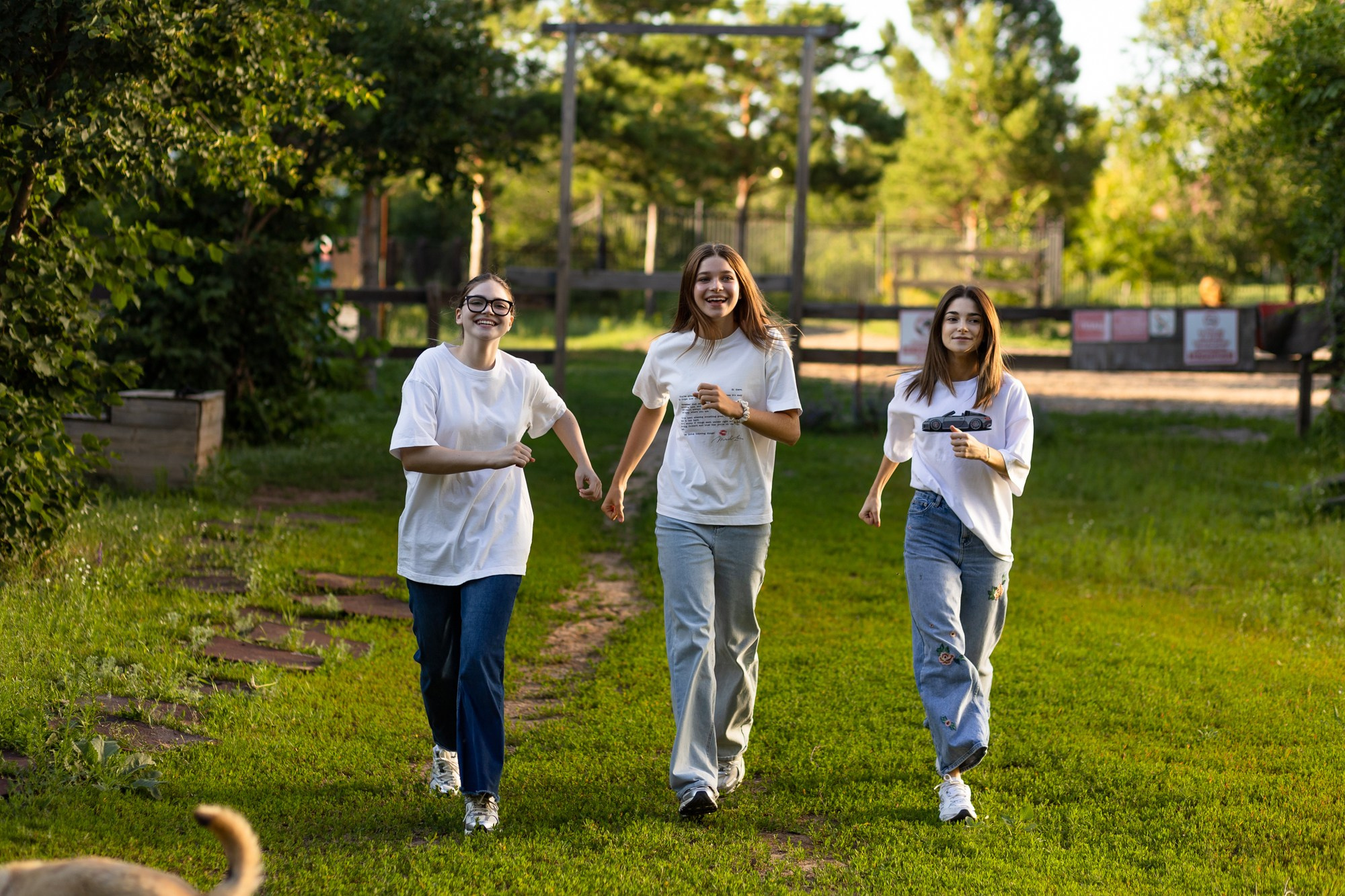 Семейная фотосессия в конном клубе. Фотограф в Оренбурге. Профессиональный фотограф